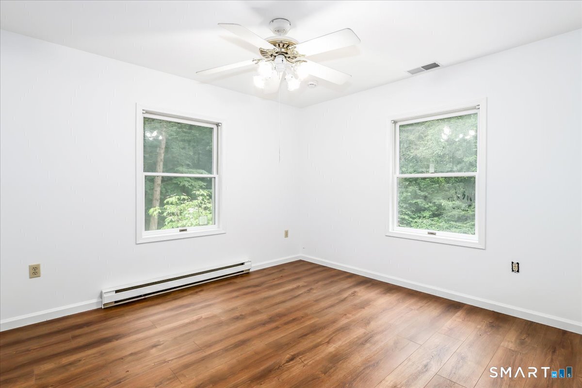 33 Greenknoll Drive photo 17