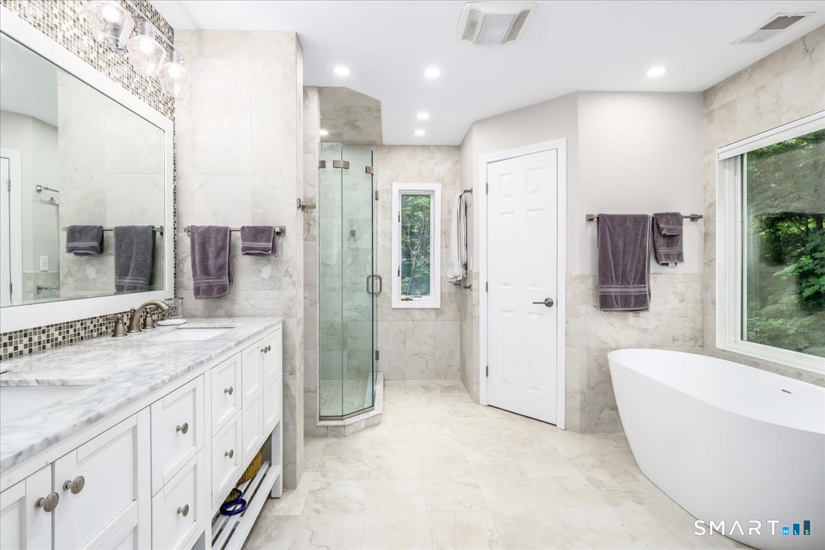 33 Greenknoll Drive photo 15