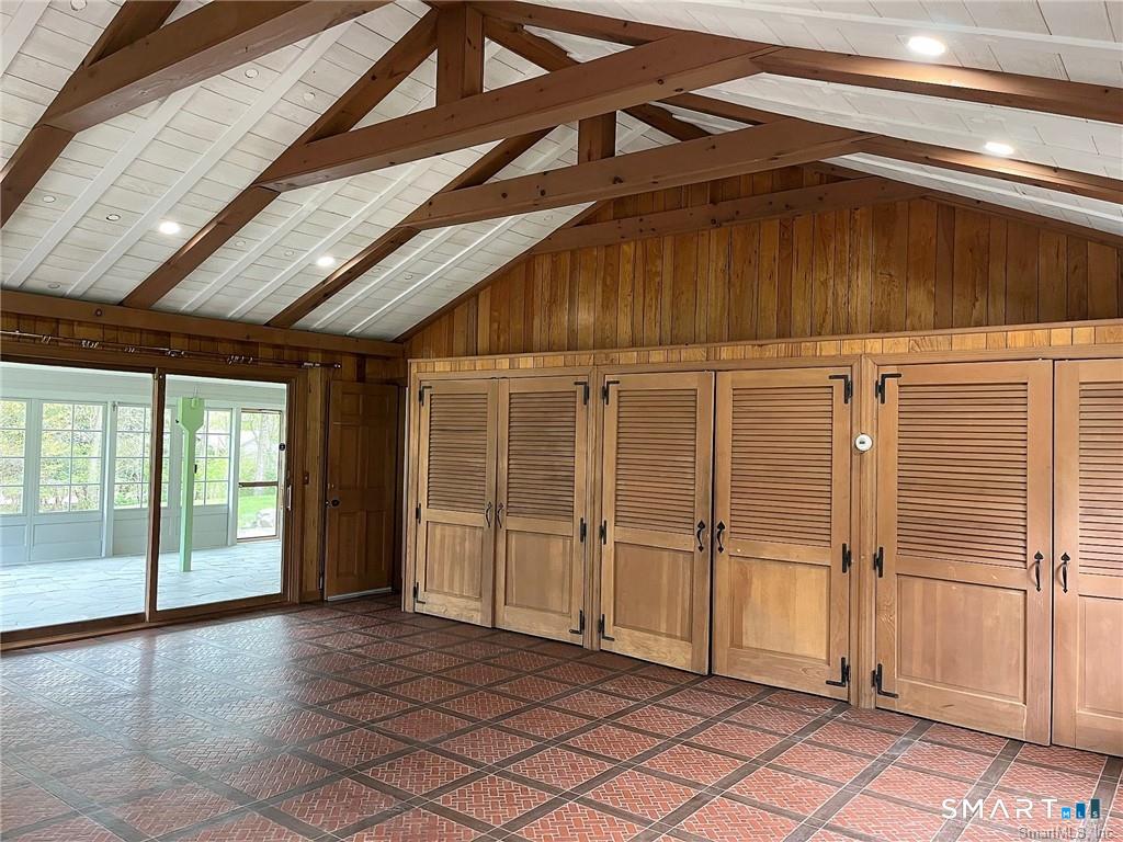 231 Rivergate Drive photo 11