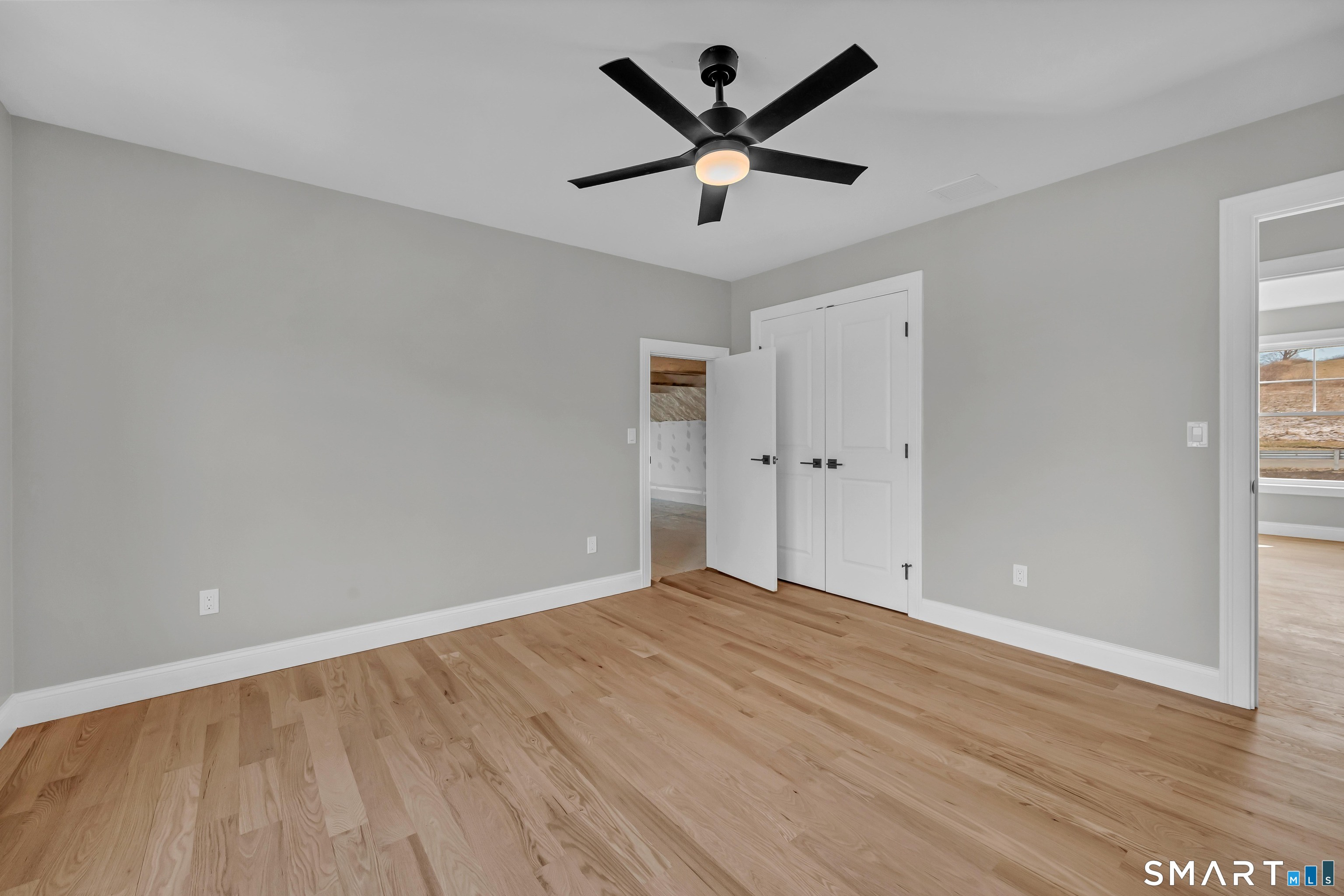 1427 Monroe Turnpike photo 21