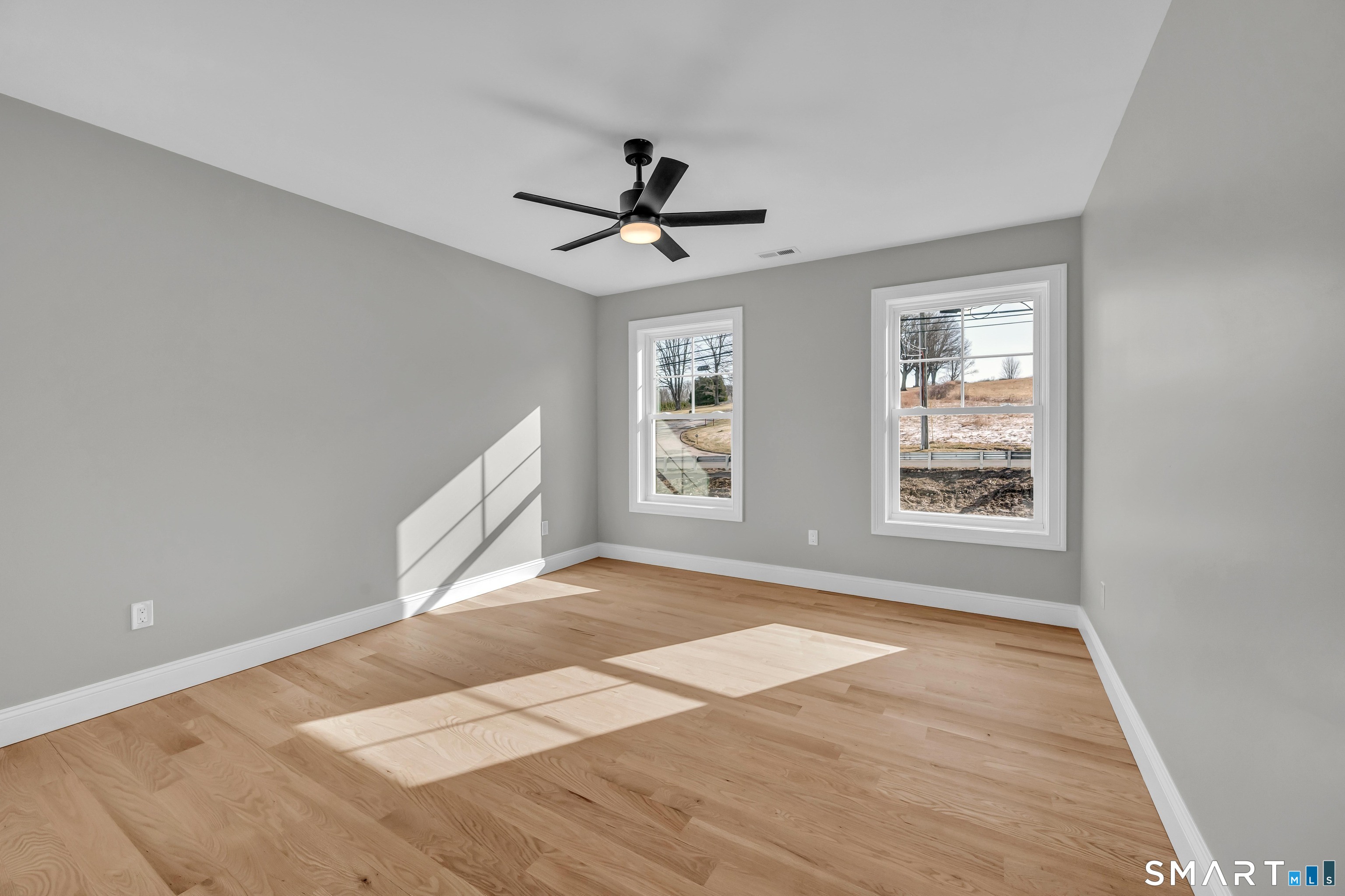 1427 Monroe Turnpike photo 23