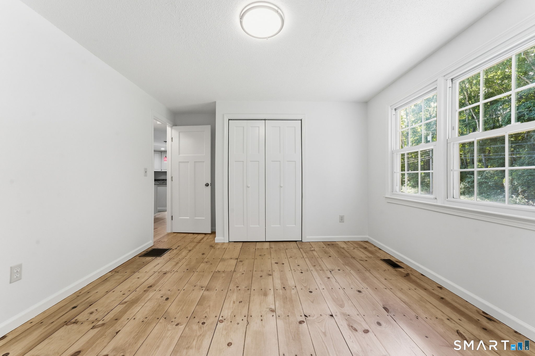 210 Springbrook Road photo 15