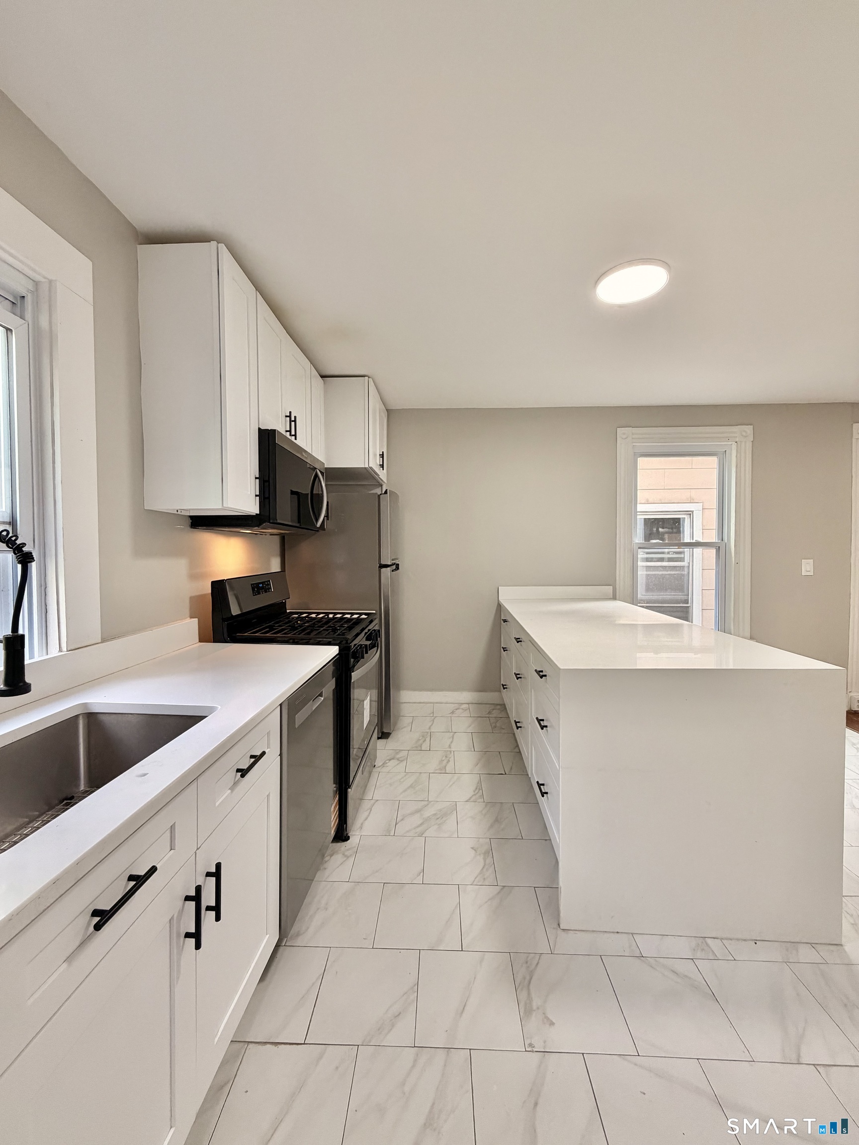 345 Ellsworth Avenue photo 3