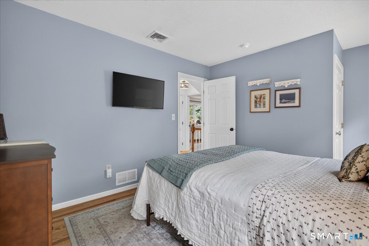 44 Coventry Way photo 27