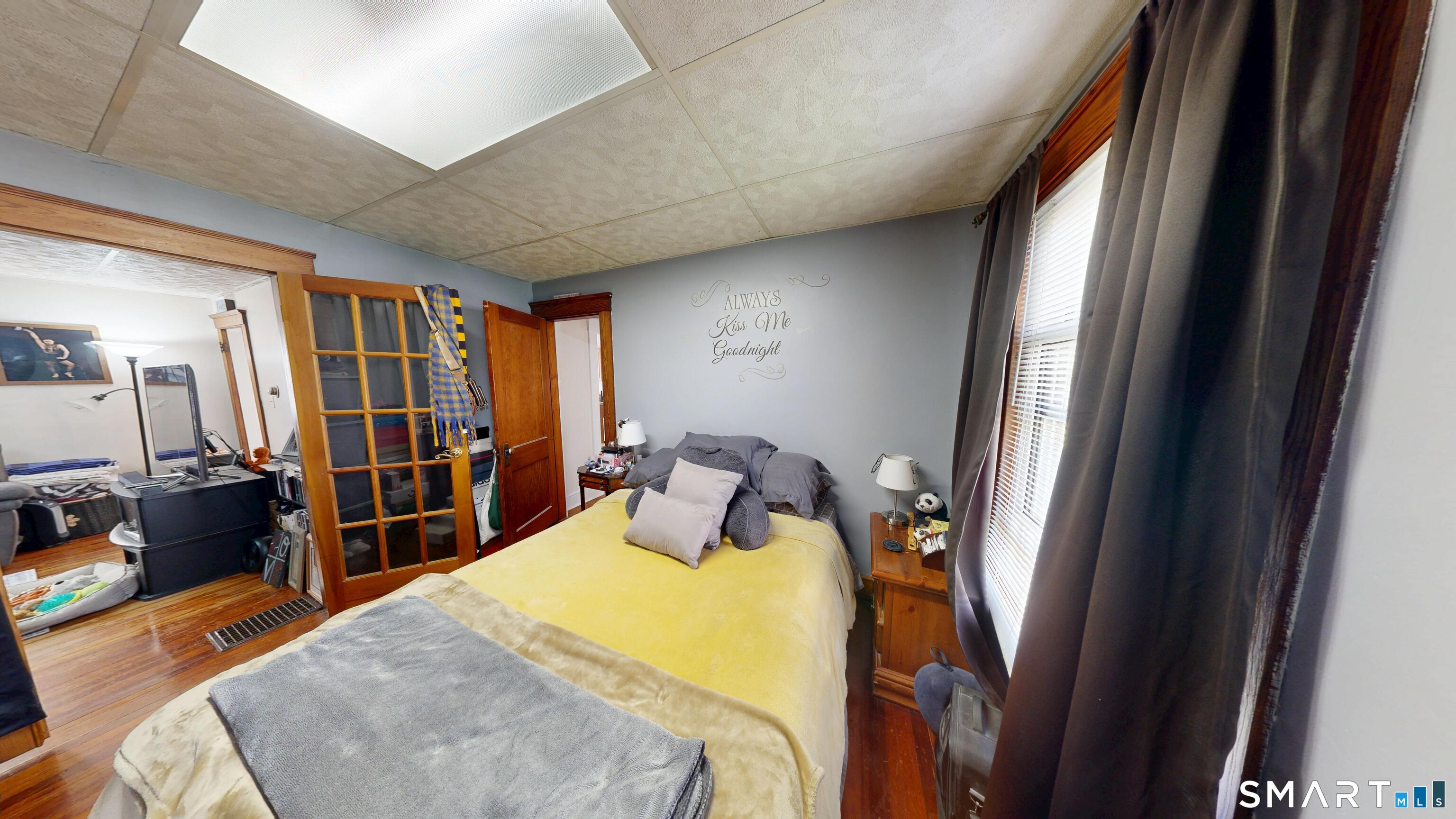 351 Parker Avenue South photo 11