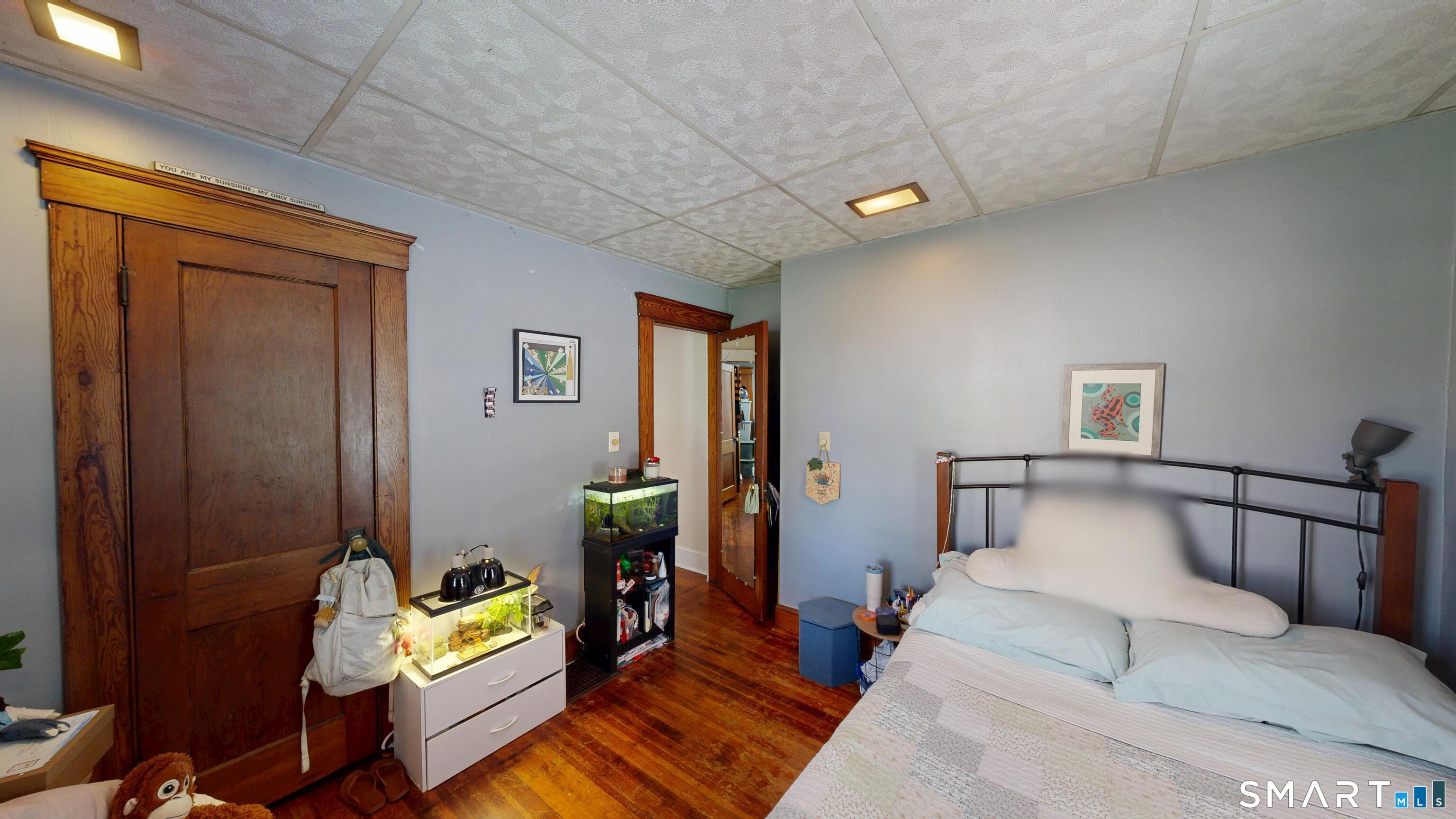 351 Parker Avenue South photo 15