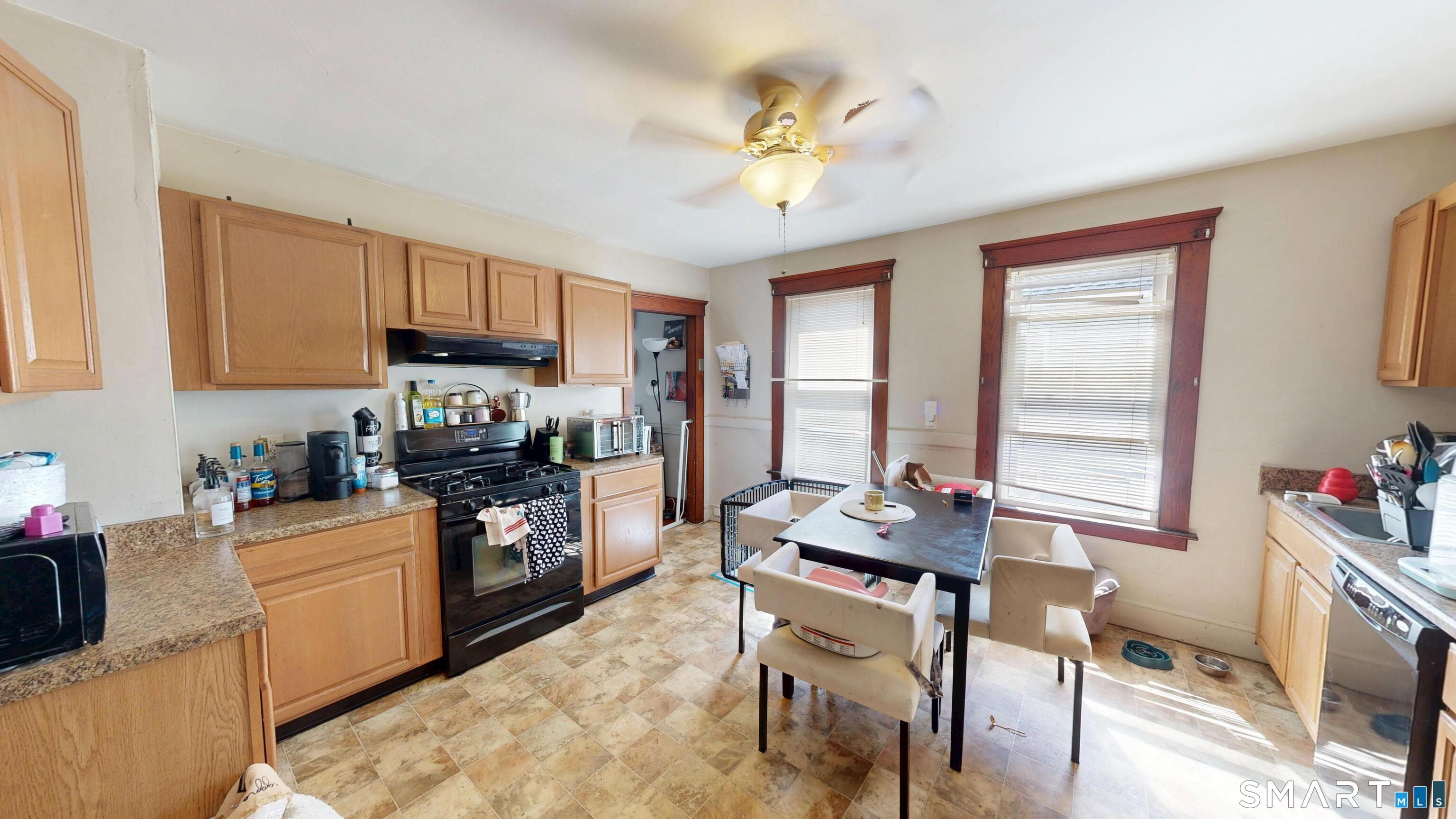 351 Parker Avenue South photo 17