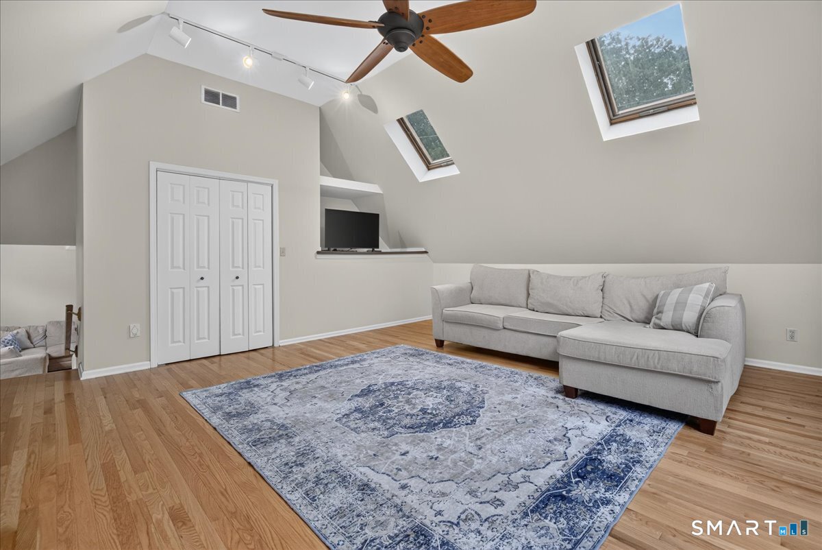 44 Coventry Way photo 18