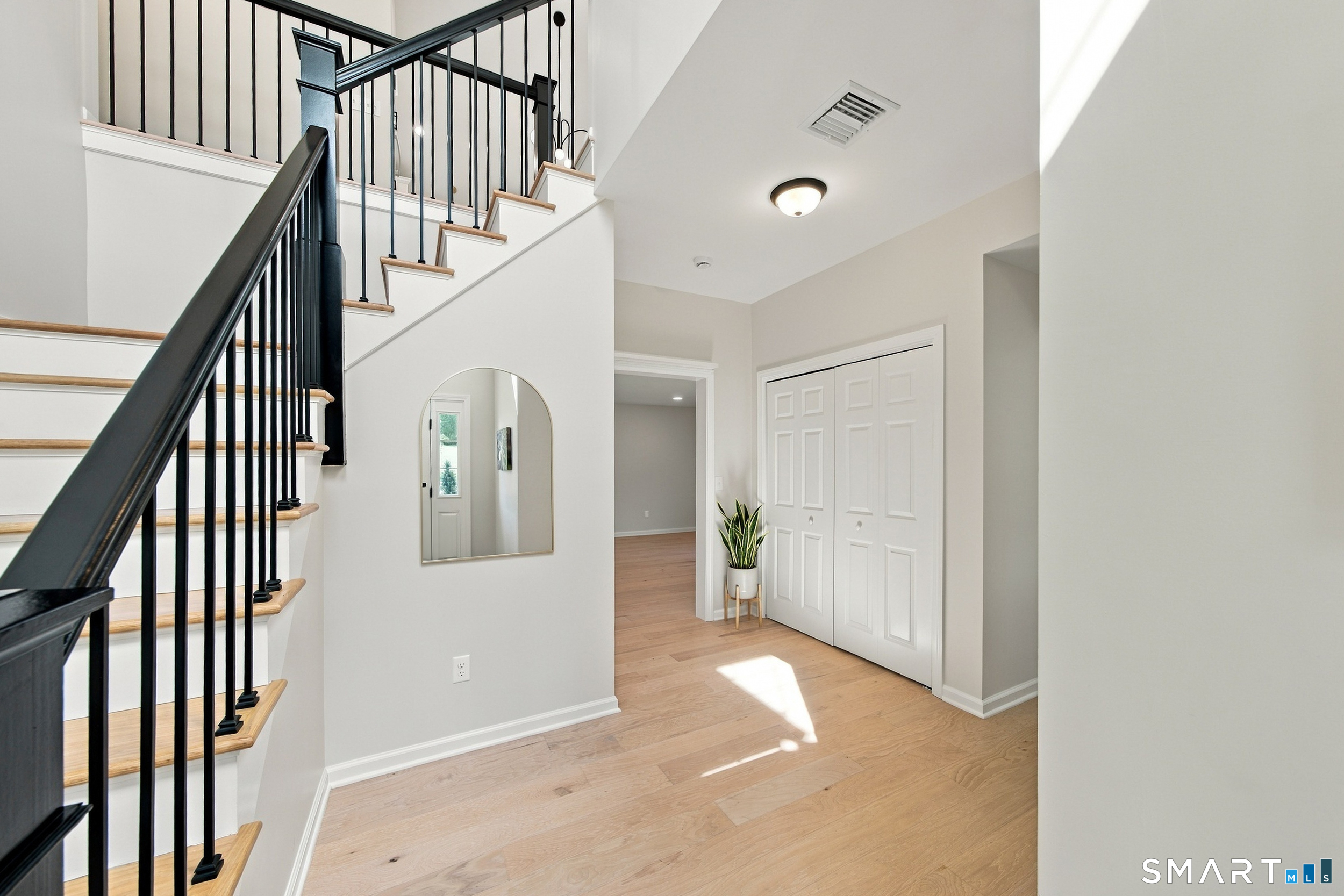 120 Circlewood Drive photo 28