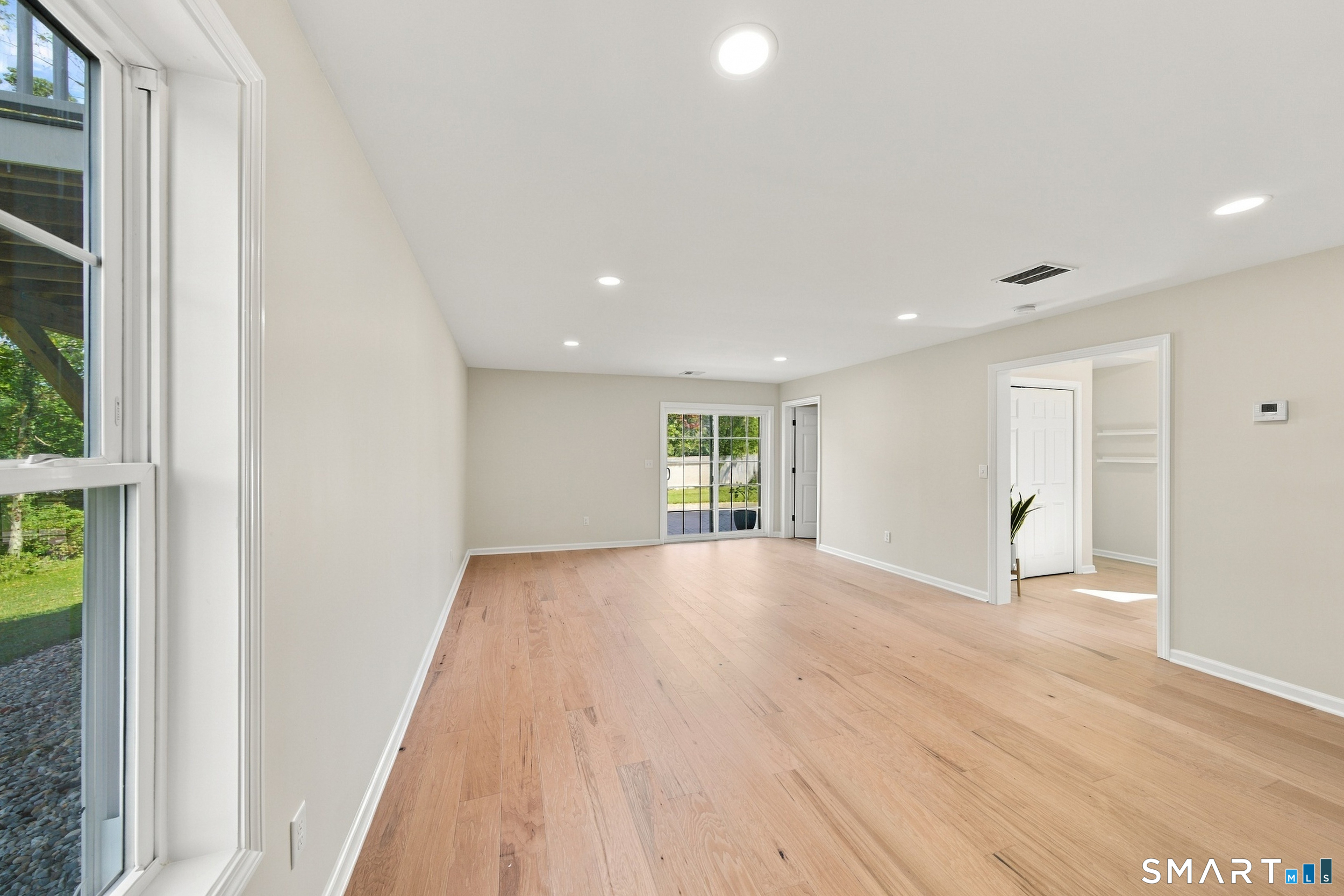 120 Circlewood Drive photo 33