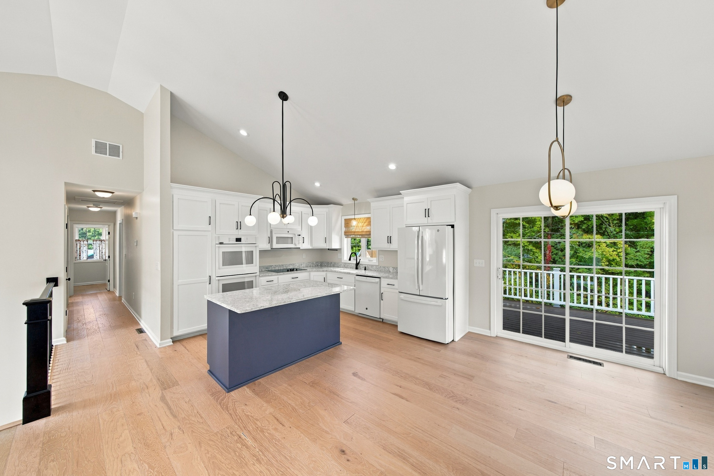 120 Circlewood Drive photo 10