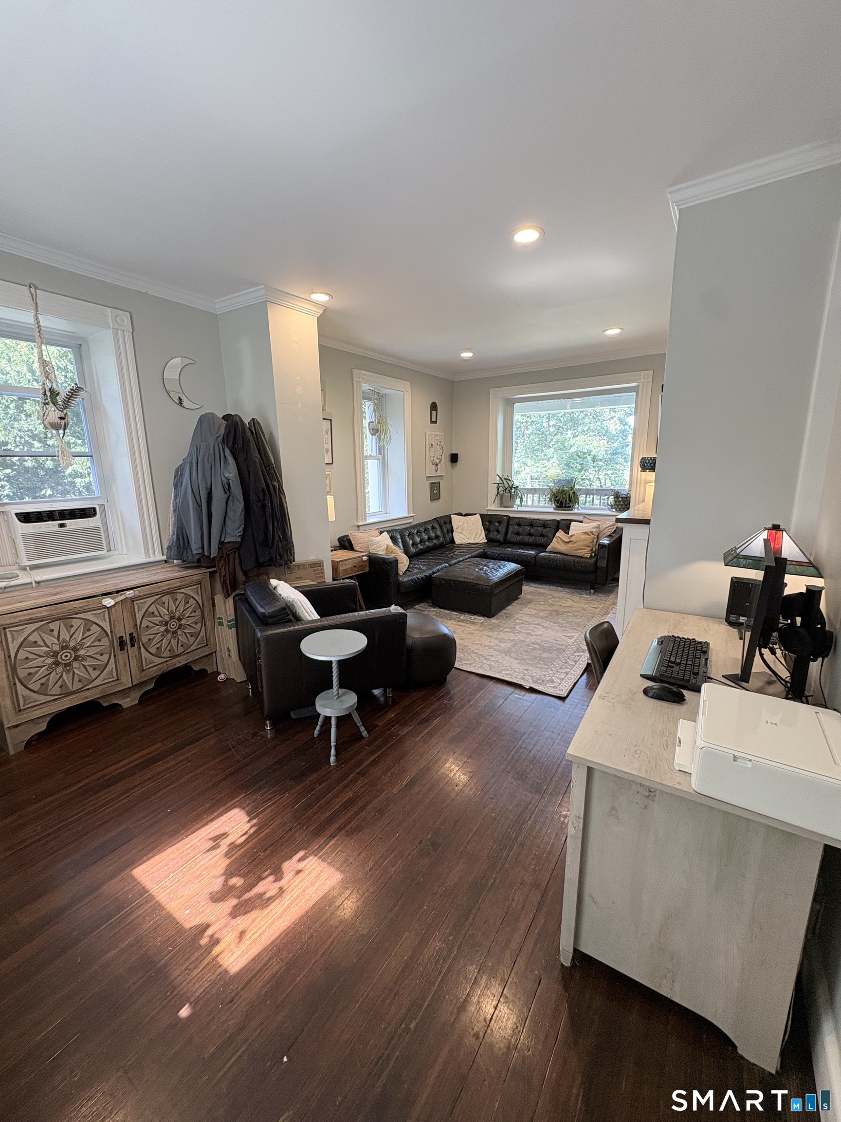 89 Hillside Avenue photo 9