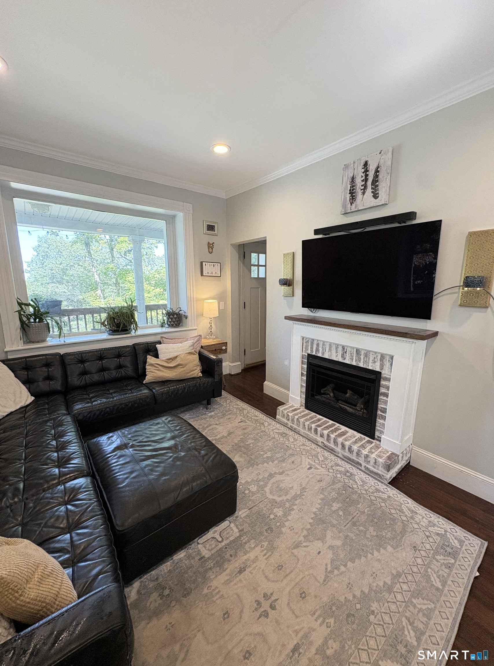 89 Hillside Avenue photo 11