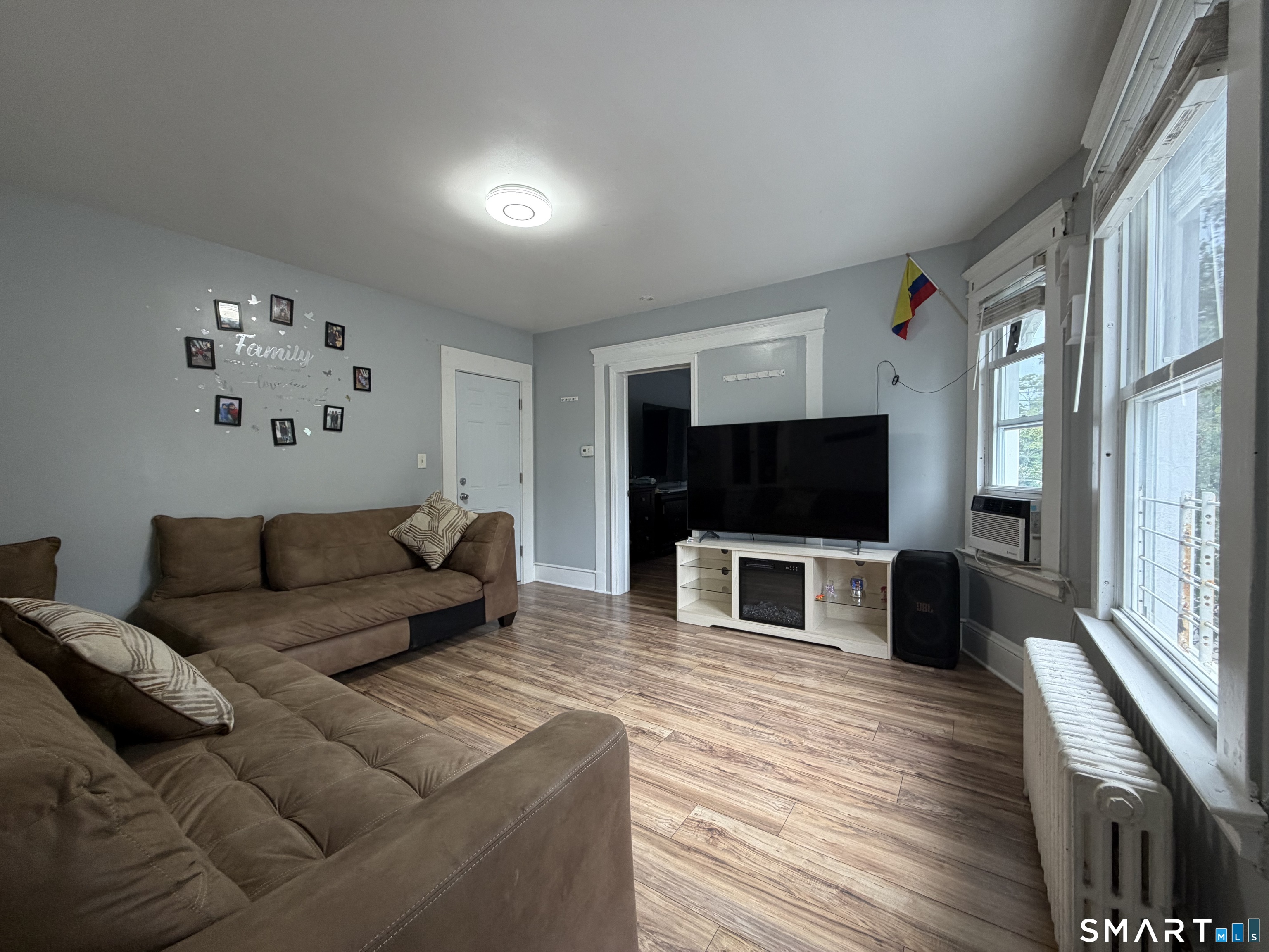 256 Center Street photo 16