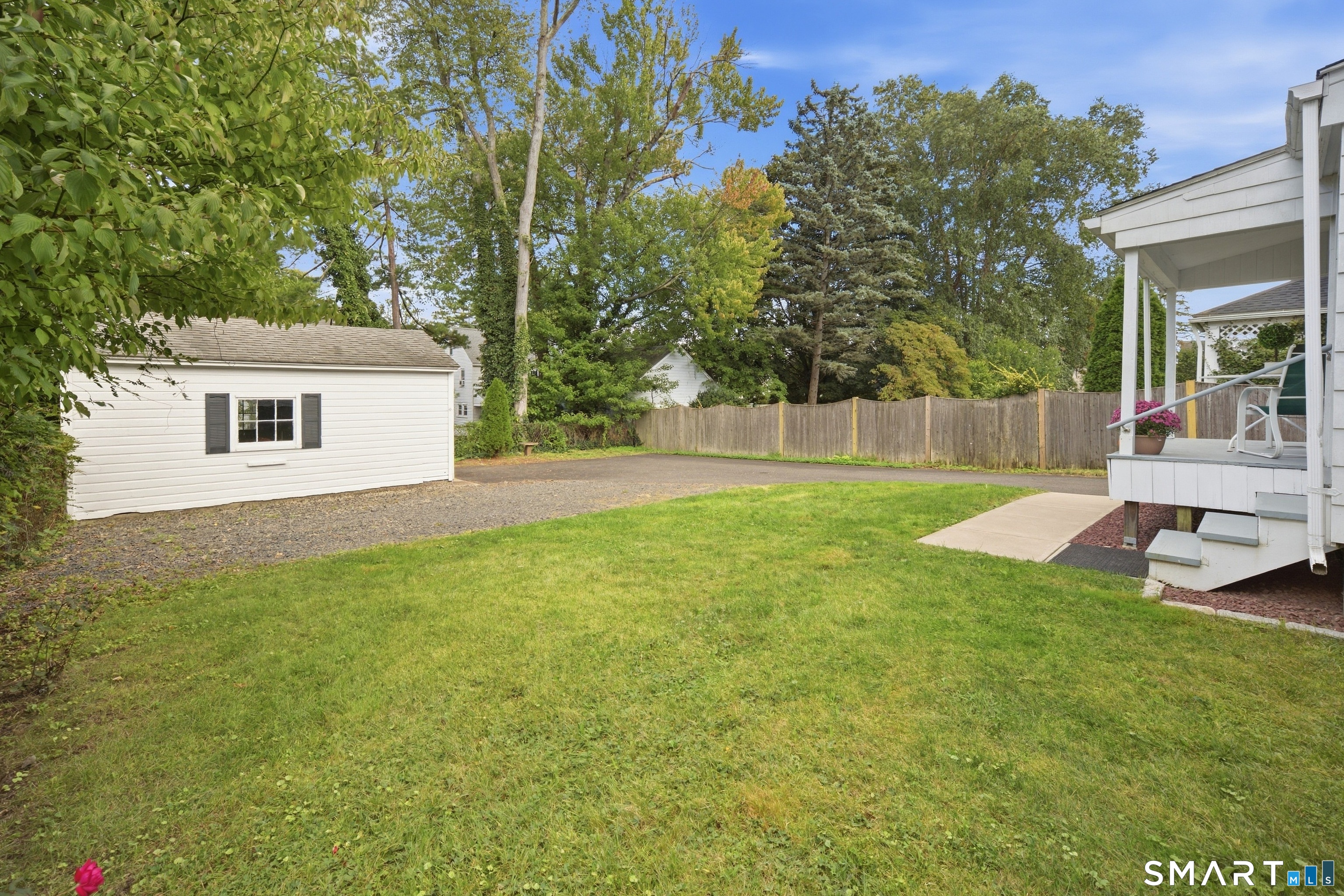 110 Clifton Avenue photo 37