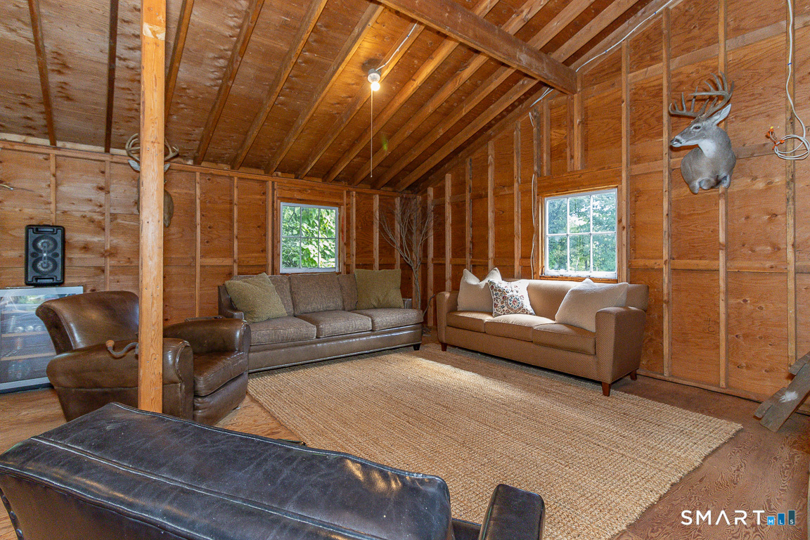 428 Simsbury Road photo 35