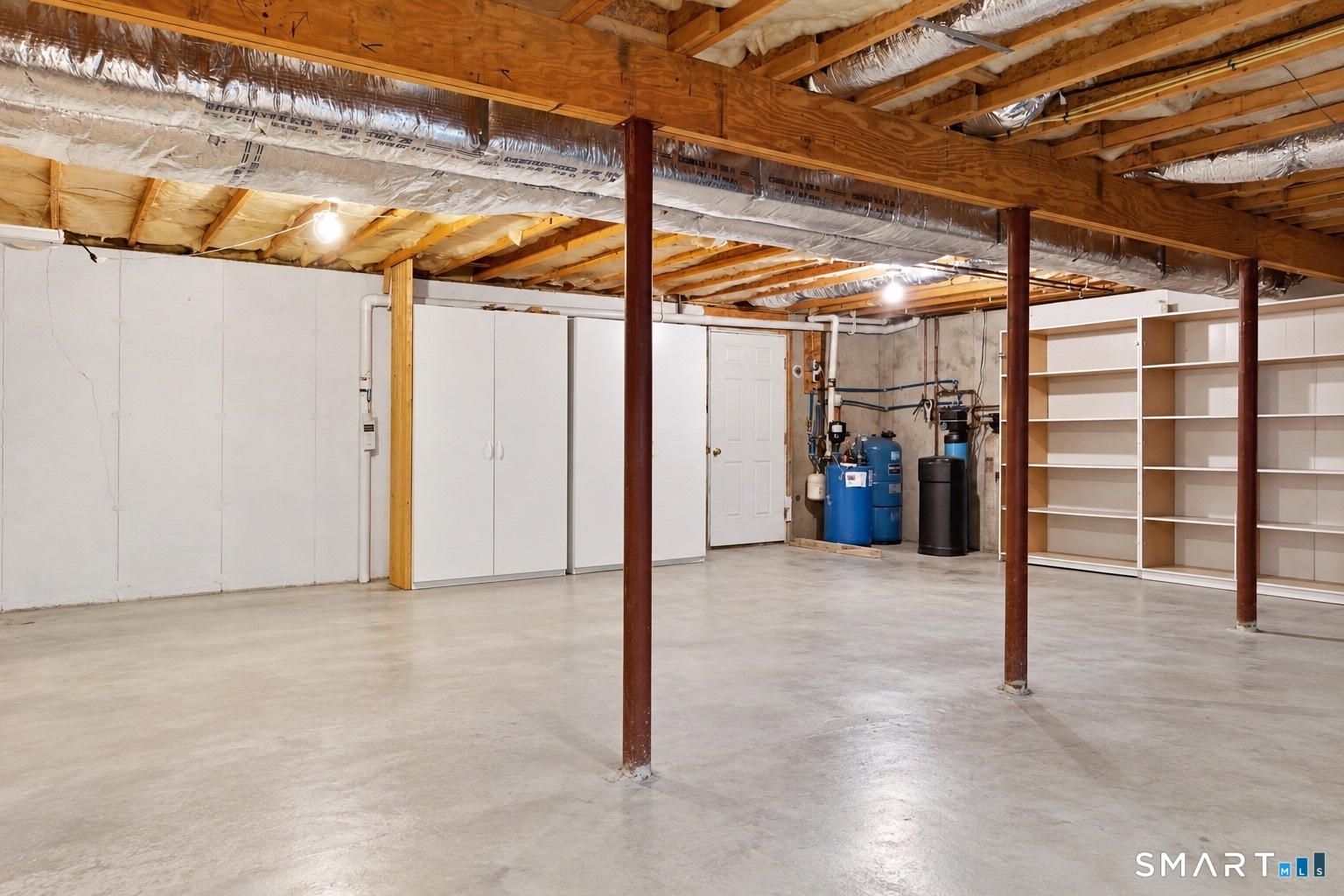 Unfinished section Plenty of clean storage space.