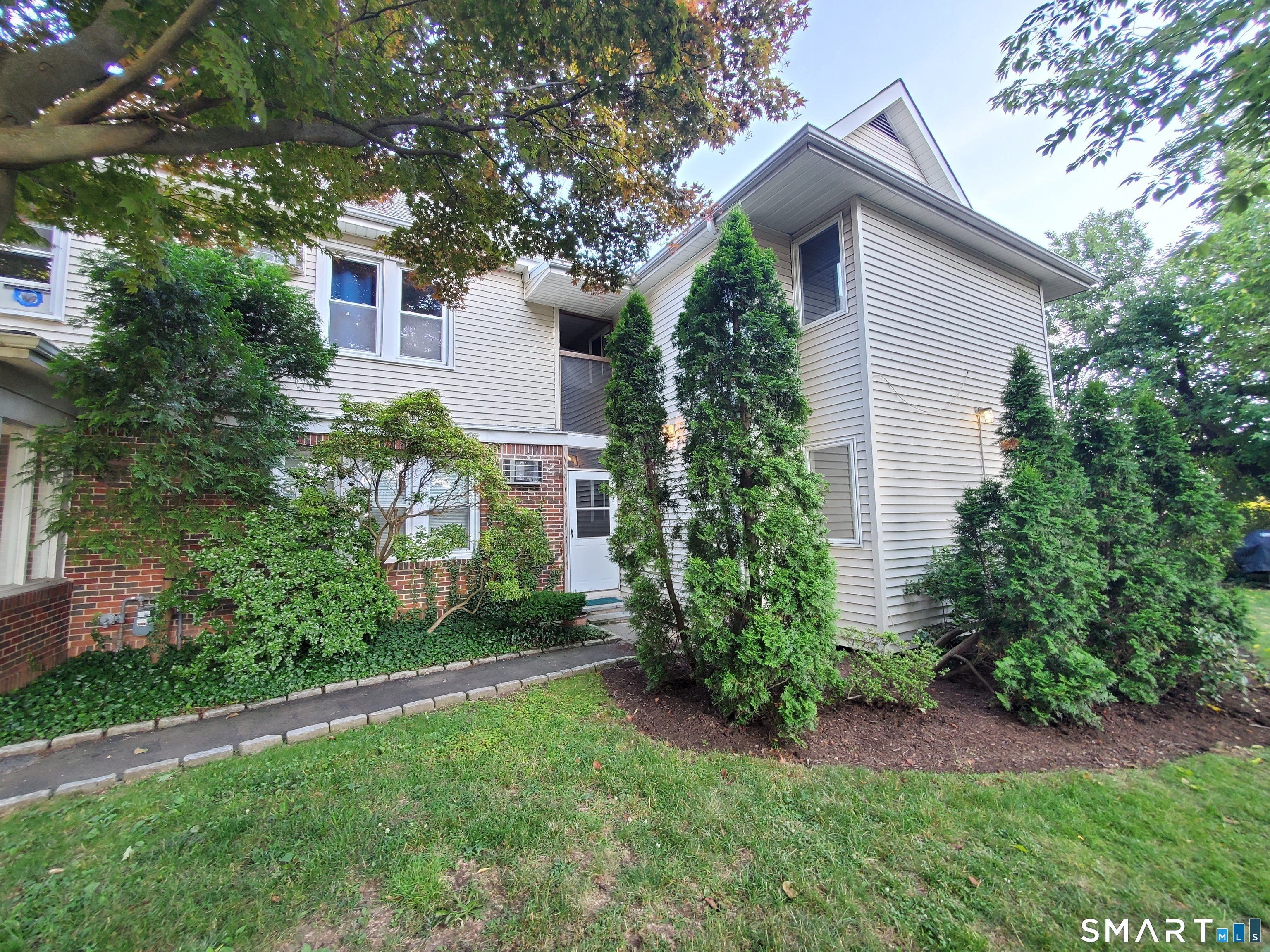 1 Rock Spring Road, Stamford, Connecticut photo 2