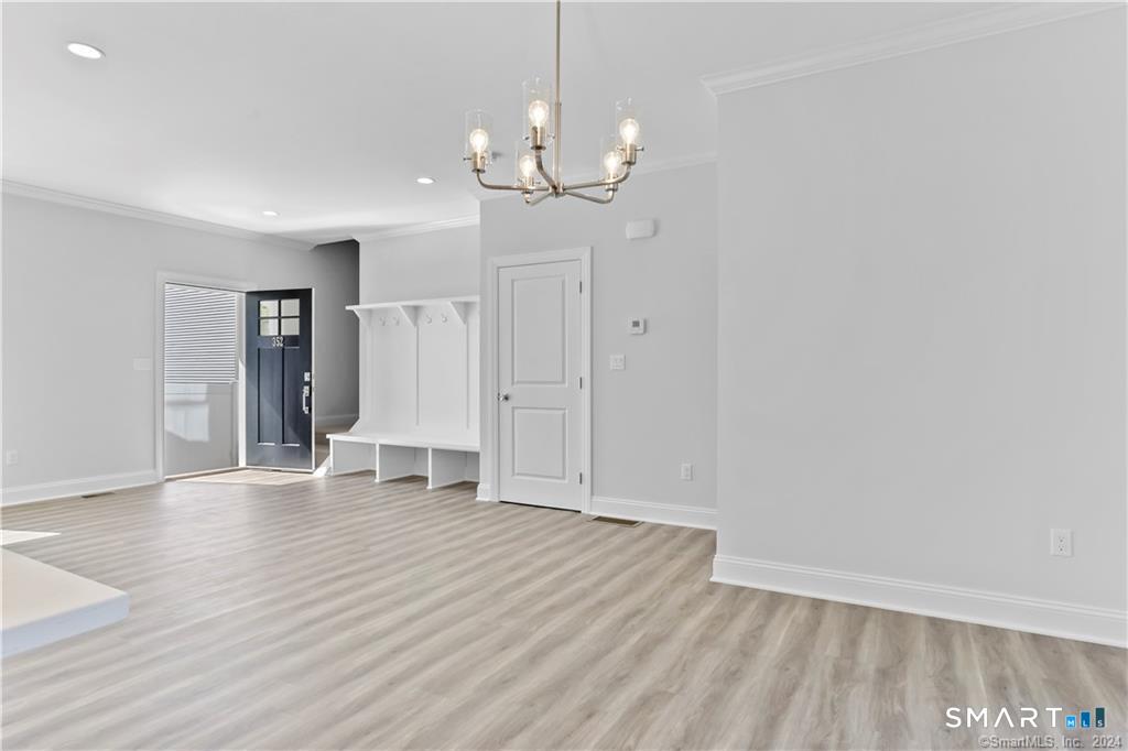 348 Halley Avenue photo 15