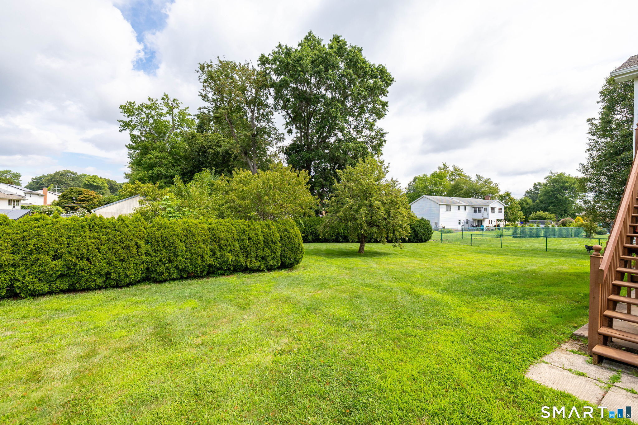 15 Colonial Drive photo 11
