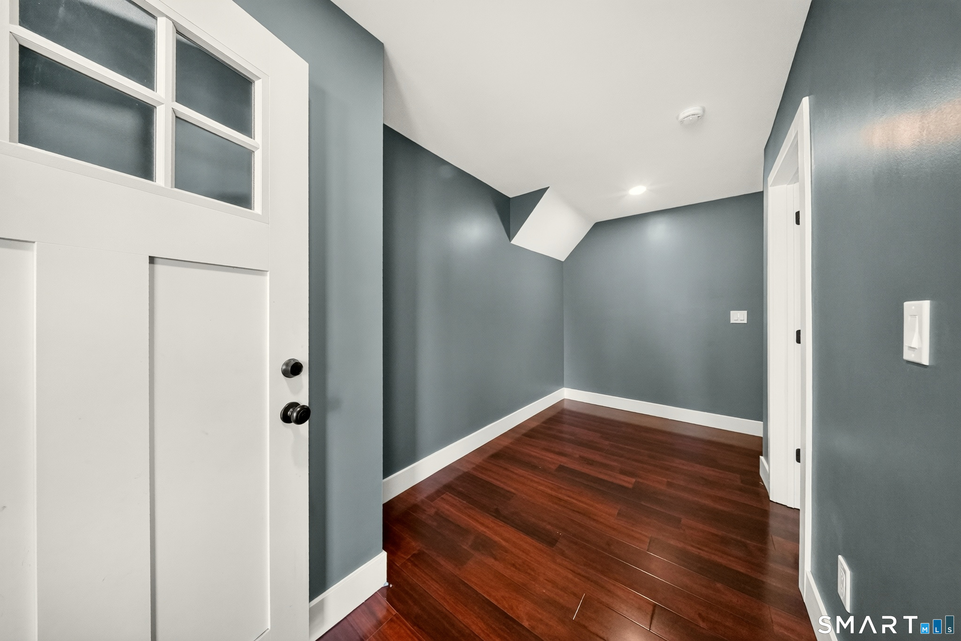 359 Park Avenue Unit #1 photo 4