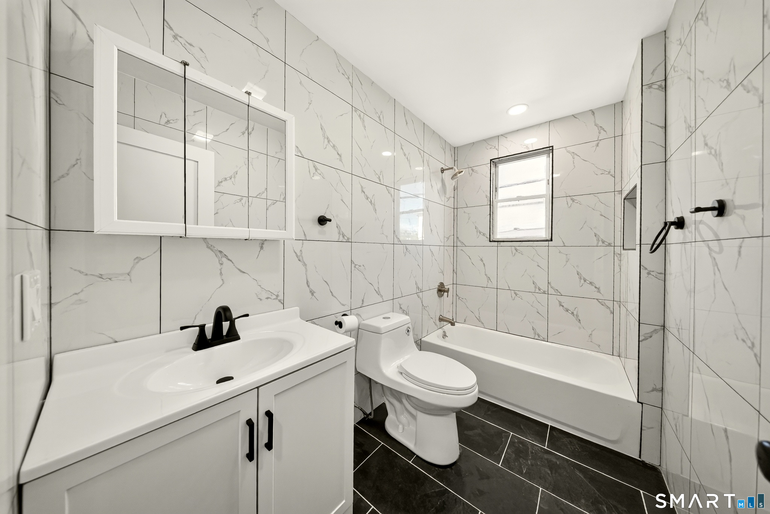 359 Park Avenue Unit #1 photo 7