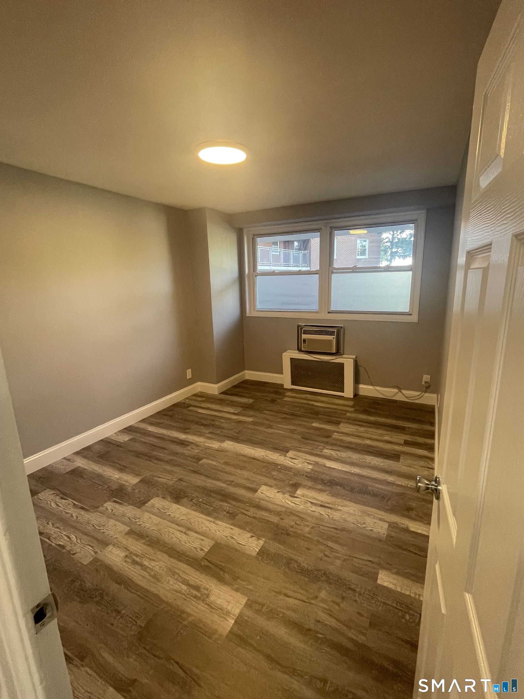 91 Strawberry Hill Avenue Unit #424 photo 14