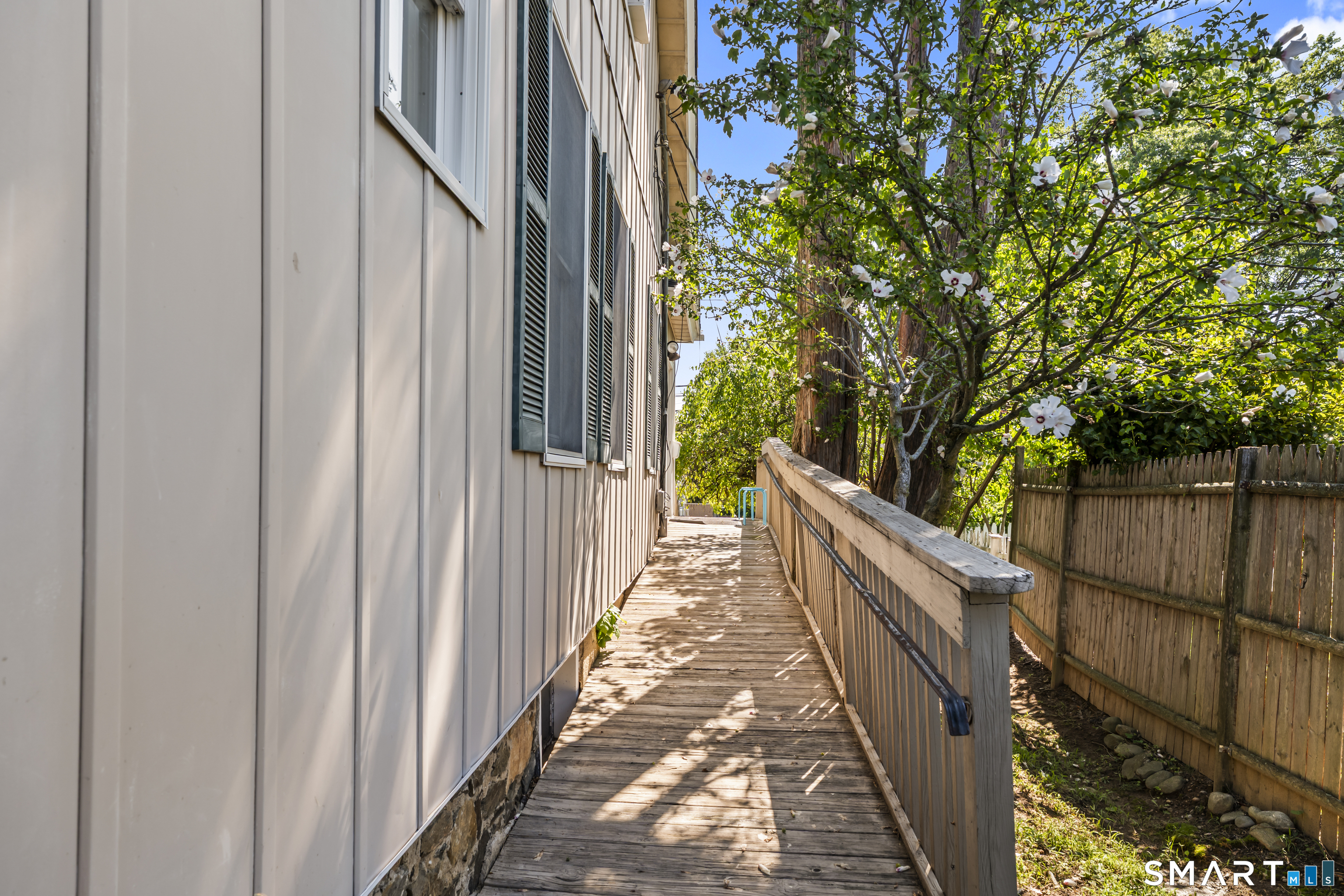 506 Old Stratfield Road photo 16