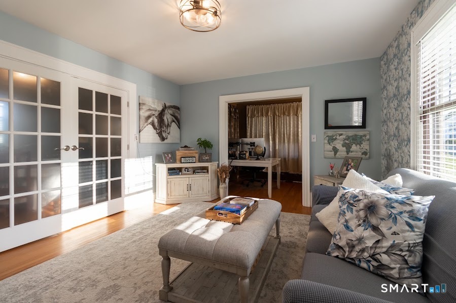 443 Highland Avenue photo 11
