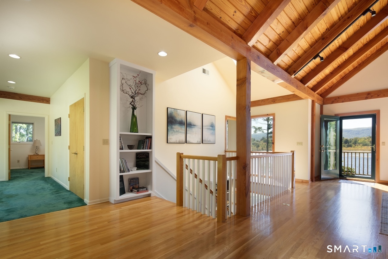 99 Washinee Heights Road photo 13