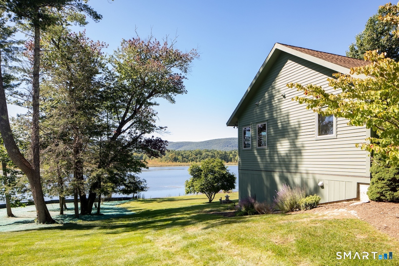 99 Washinee Heights Road photo 21