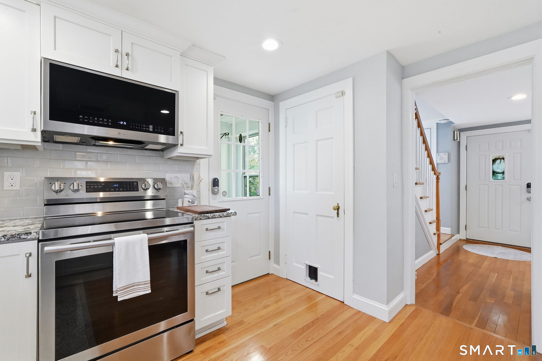 148 Sidney Avenue photo 14