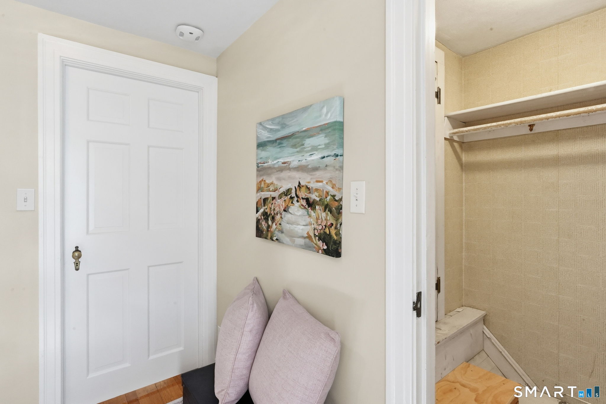 148 Sidney Avenue photo 23