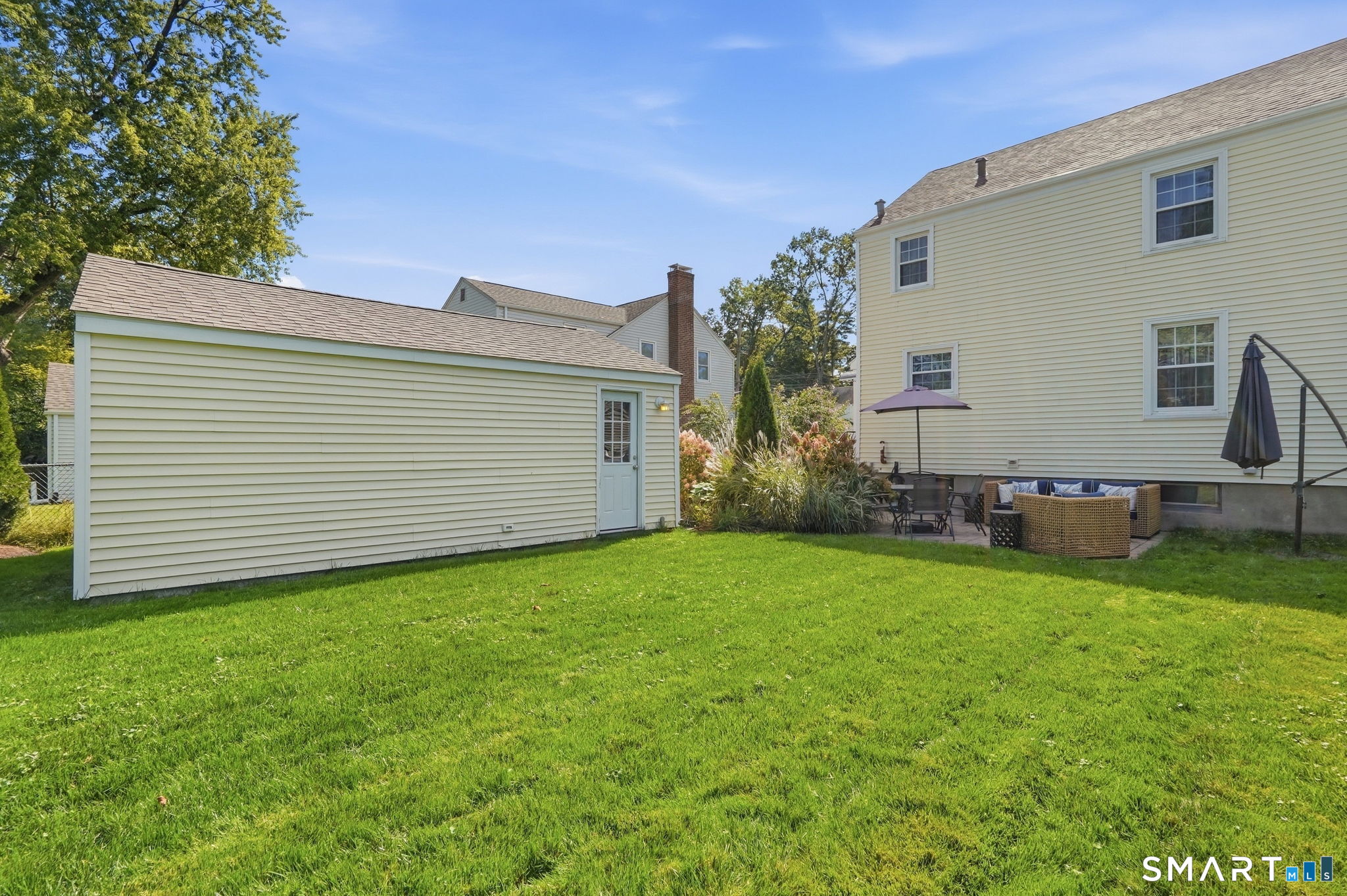 148 Sidney Avenue photo 37