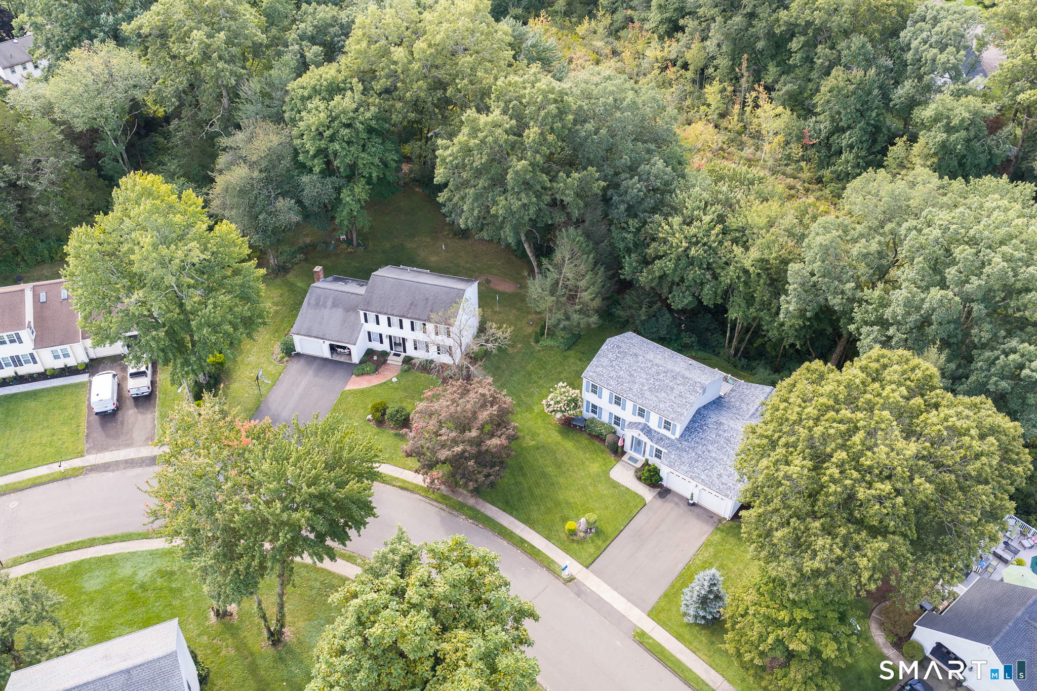 70 Heritage Drive photo 36