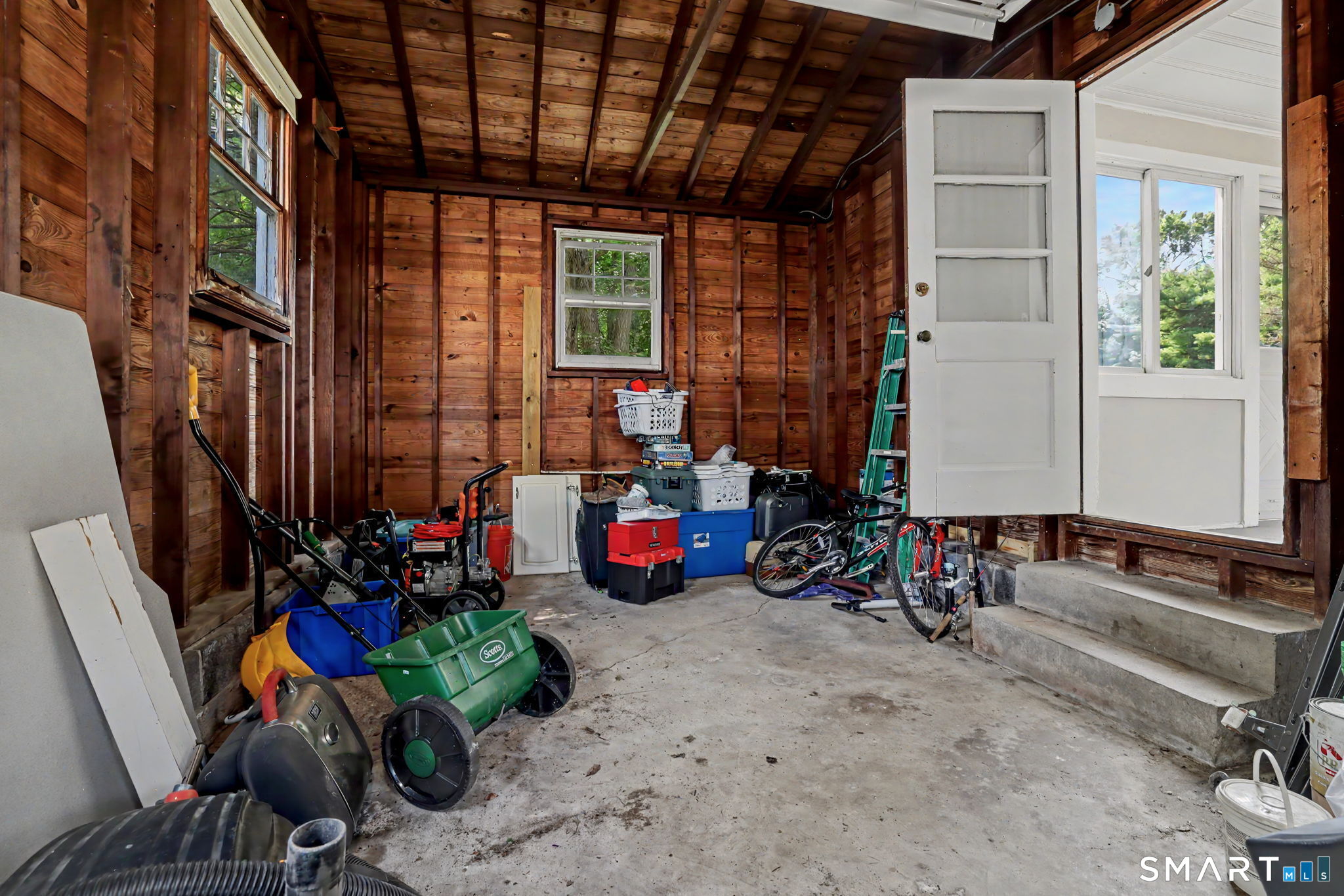 99 Homestead Avenue photo 35
