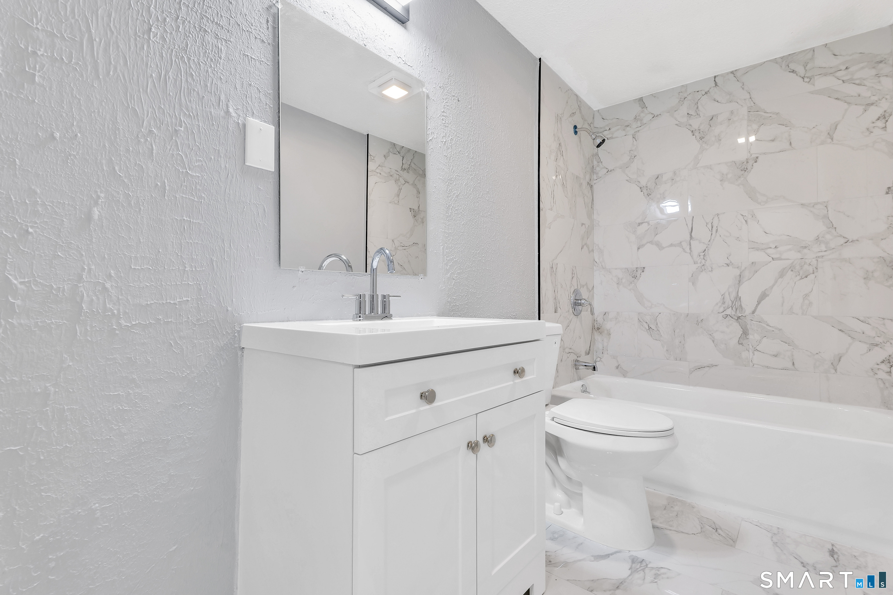 28 Diana Drive photo 10