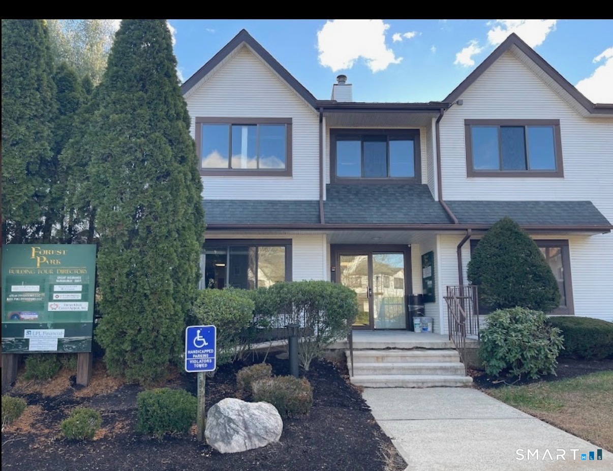 4 Forest Park Drive Unit #10