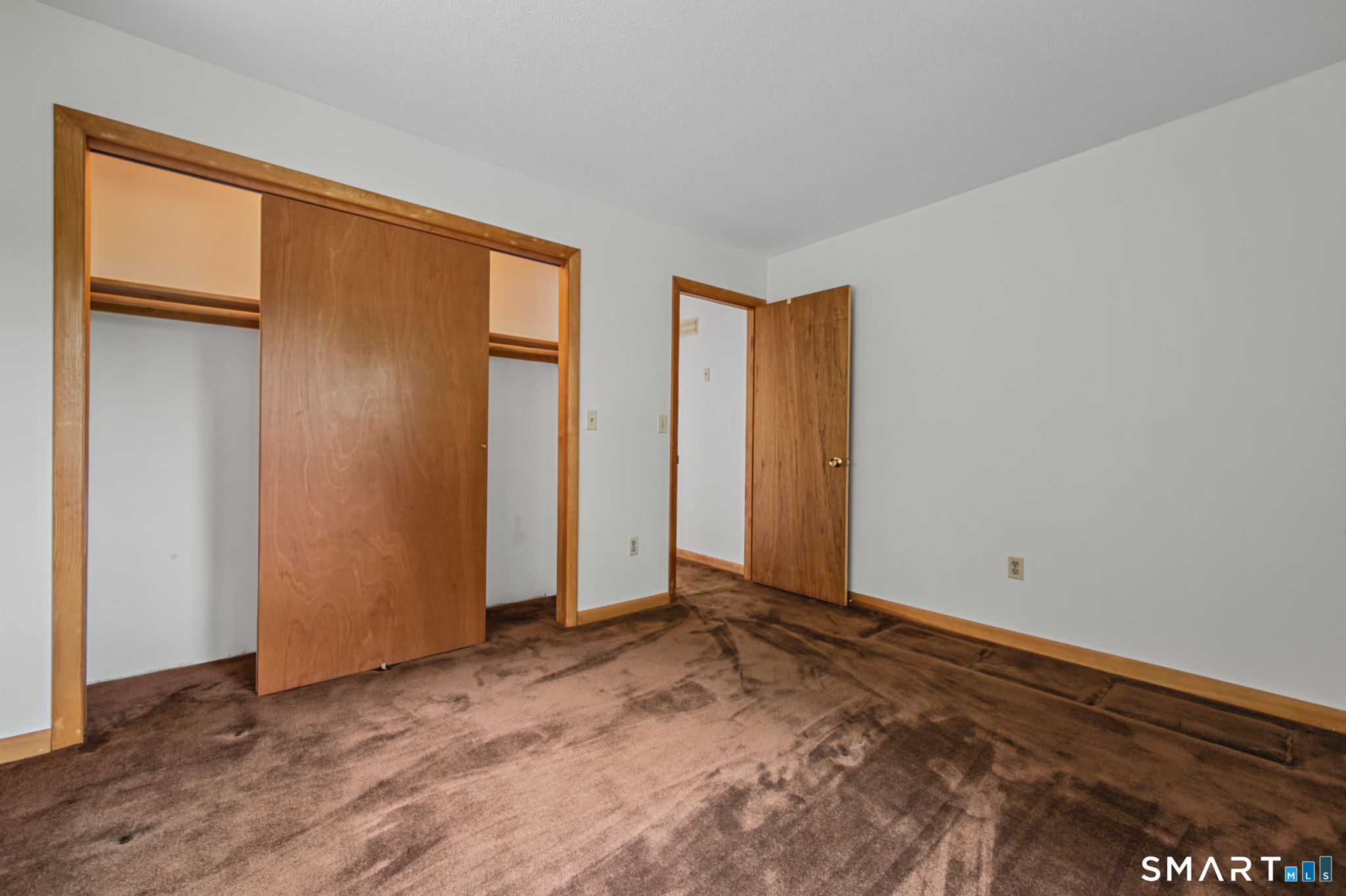 547 Simsbury Road photo 20
