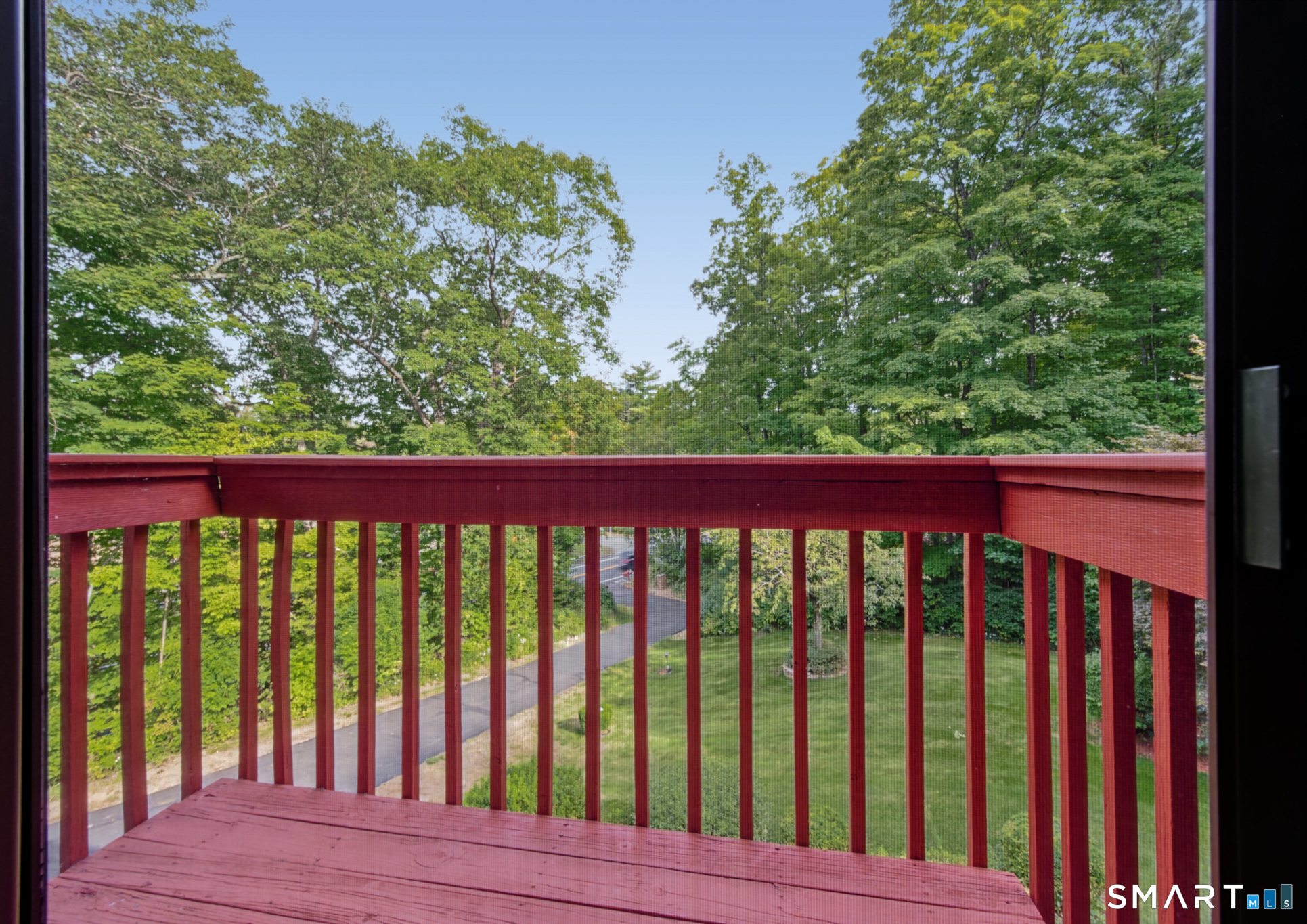547 Simsbury Road photo 27