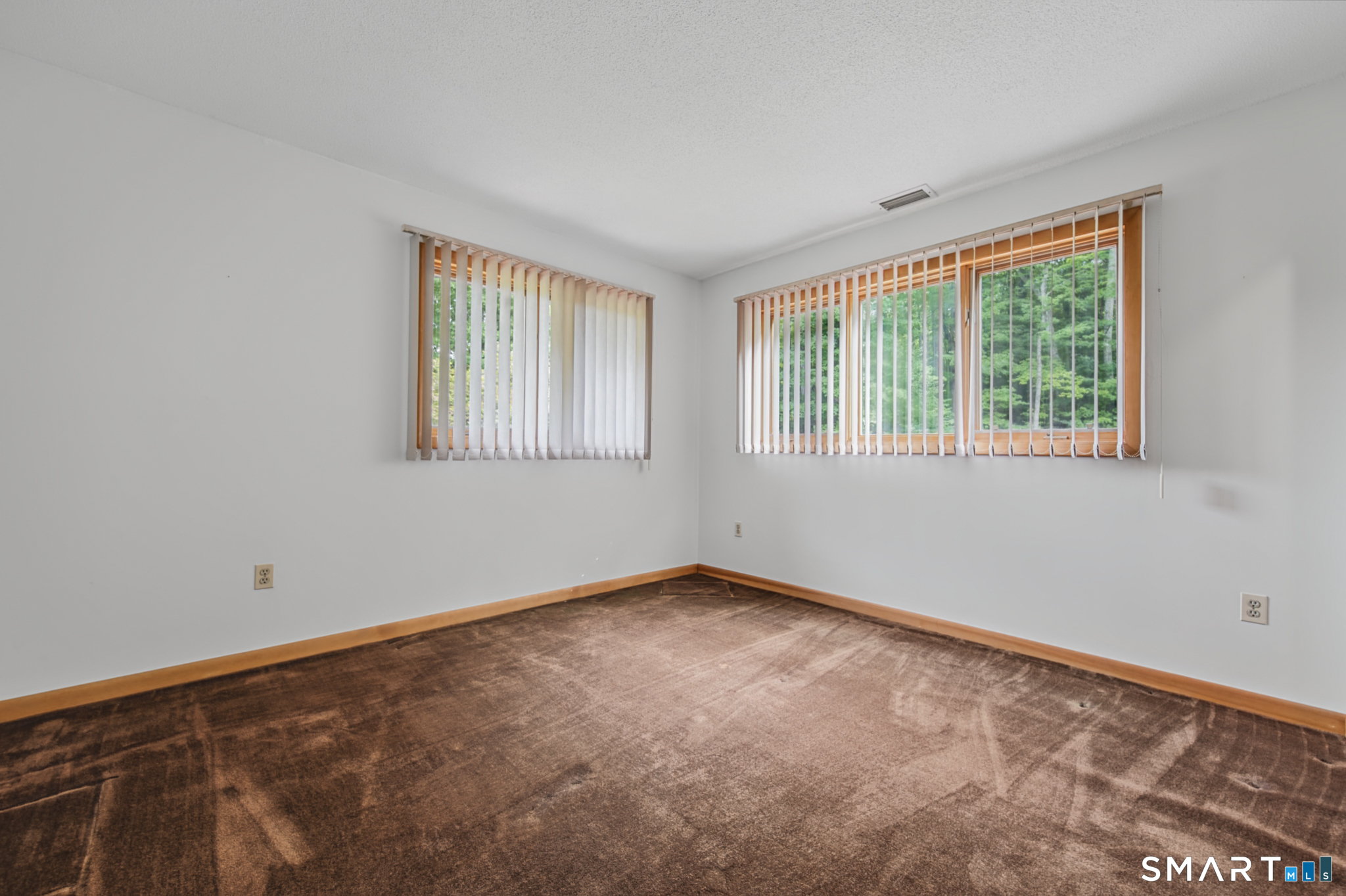 547 Simsbury Road photo 24