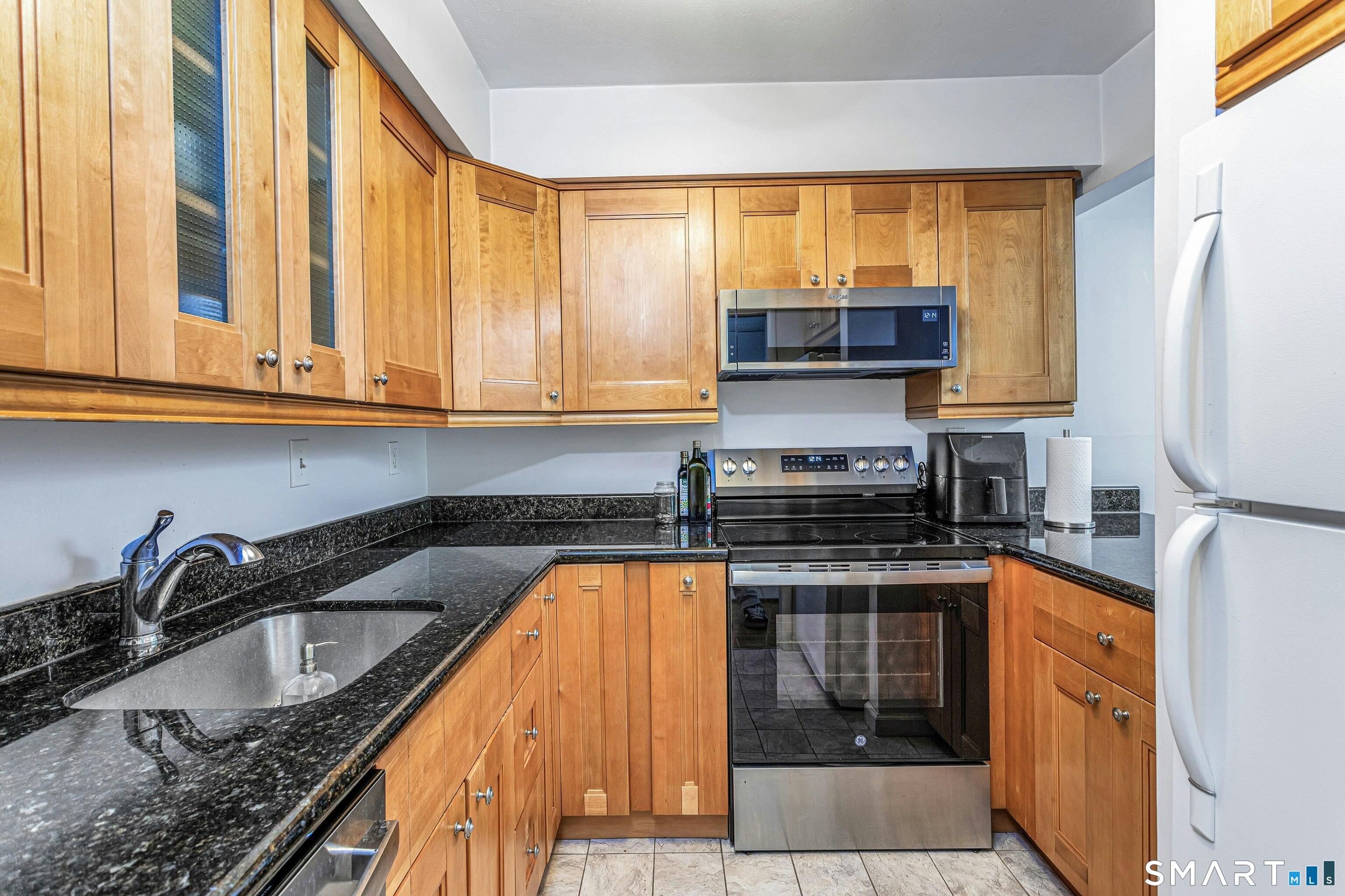 168 Belltown Road, Stamford, Connecticut photo 4