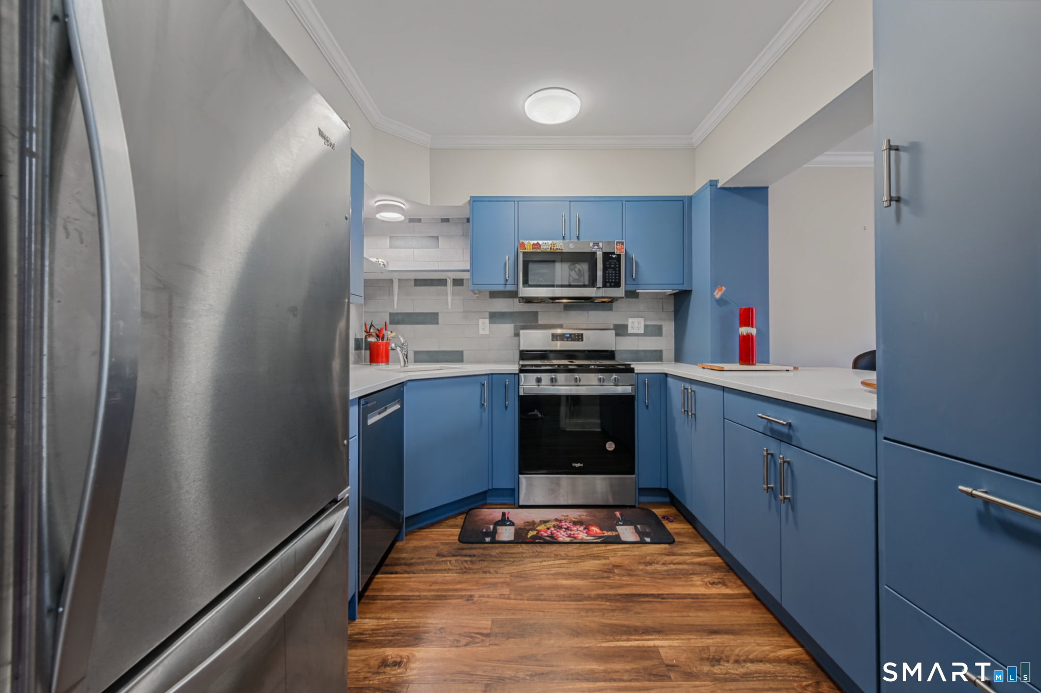 779 Prospect Avenue Unit #4 photo 10