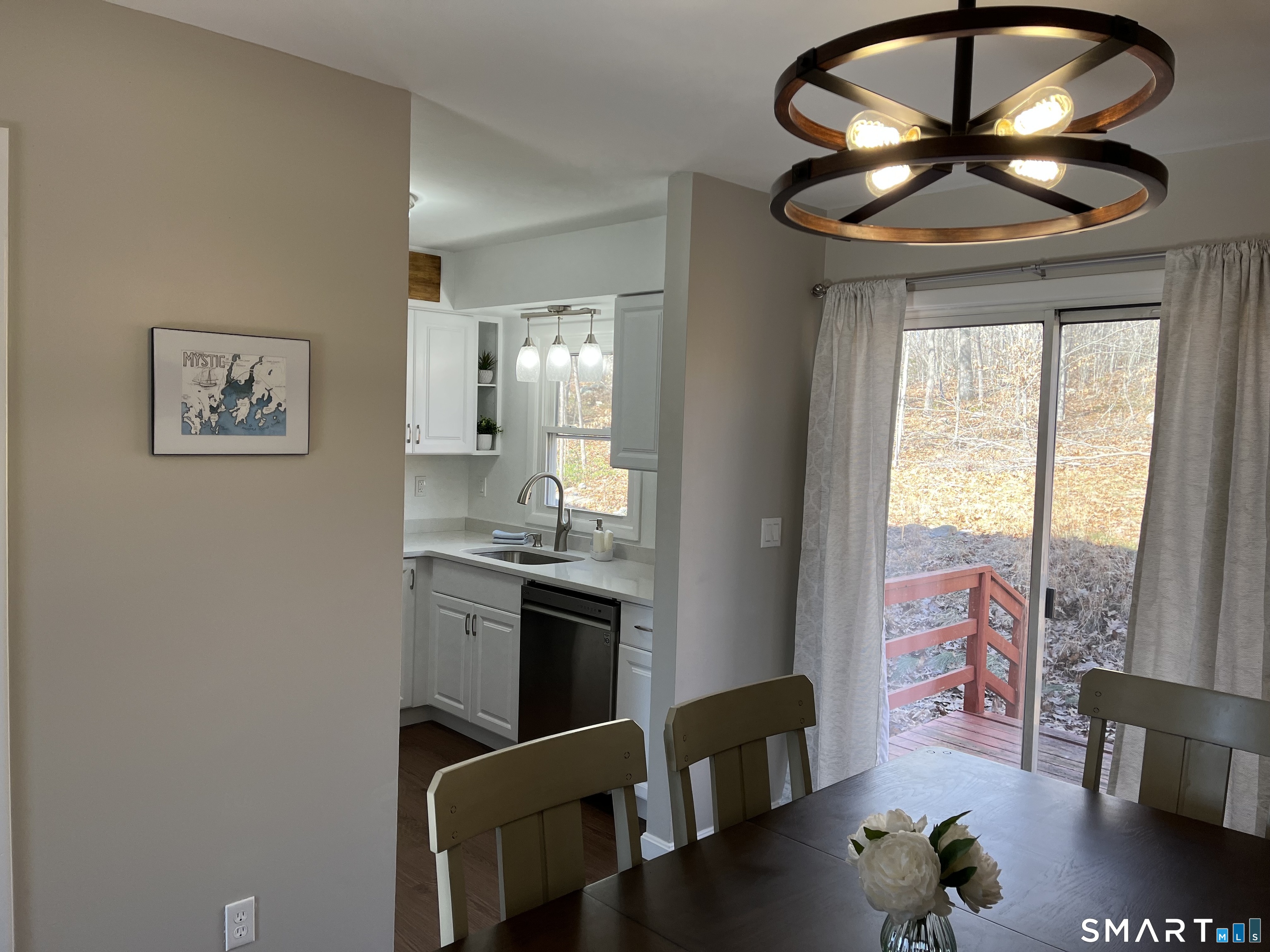 119 Crest Drive photo 10