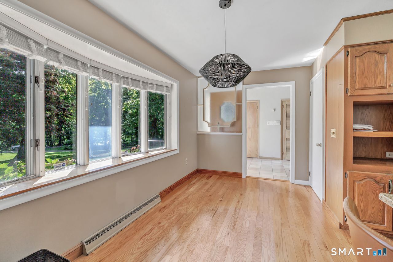 10 Lombard Drive photo 15