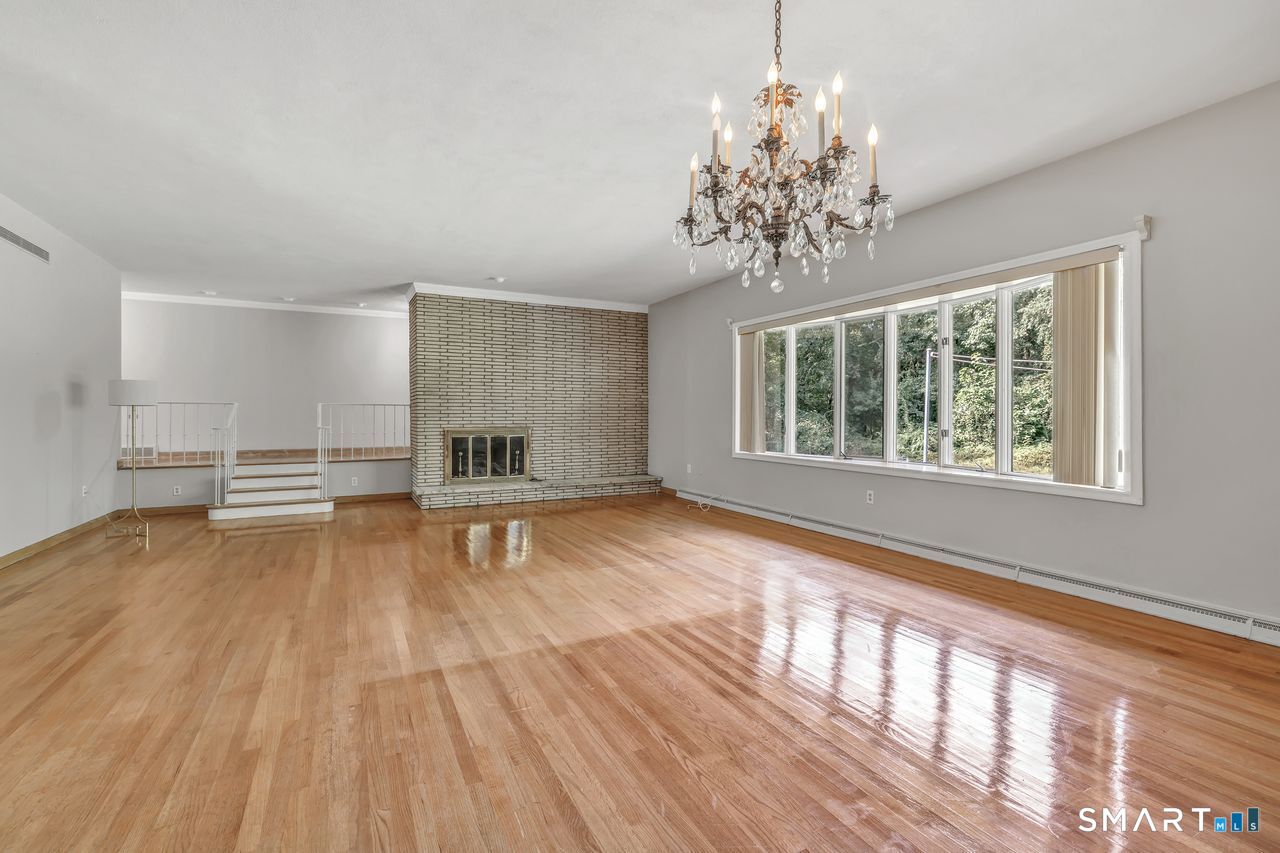 10 Lombard Drive photo 25