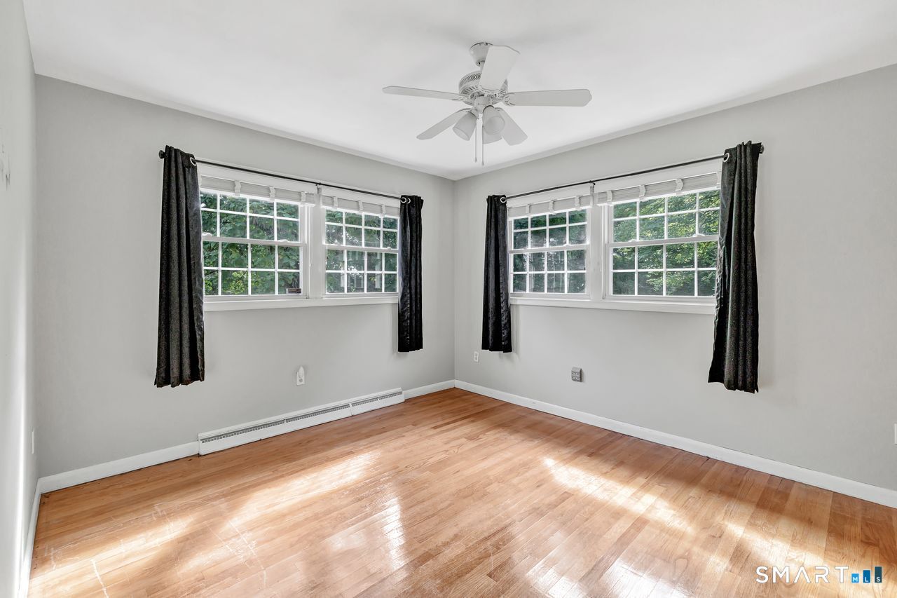 10 Lombard Drive photo 28