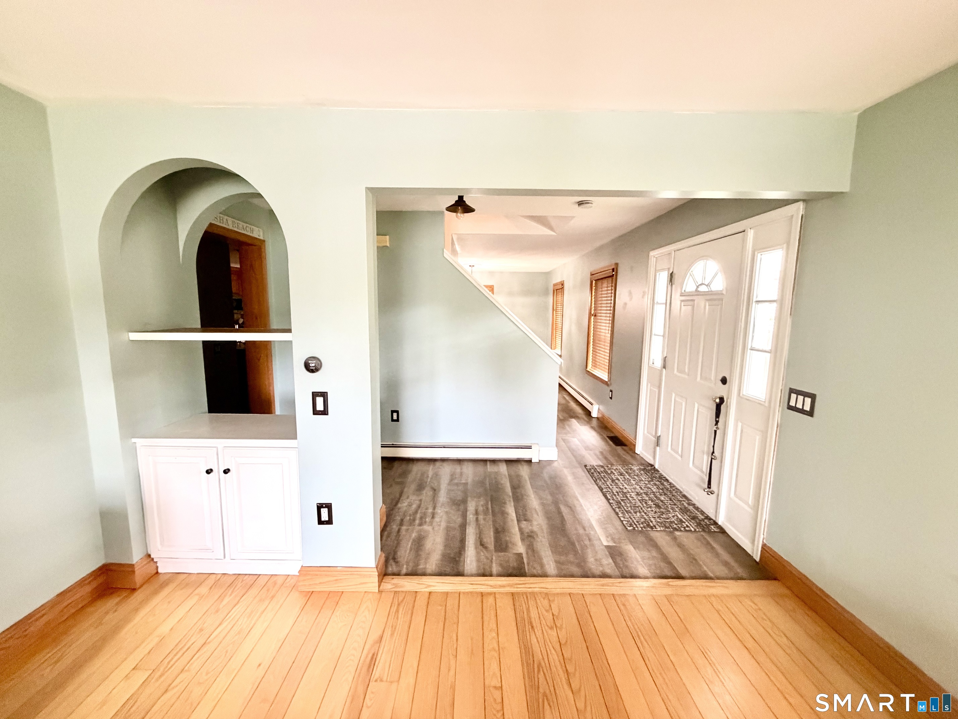 150 East Lake Street photo 4