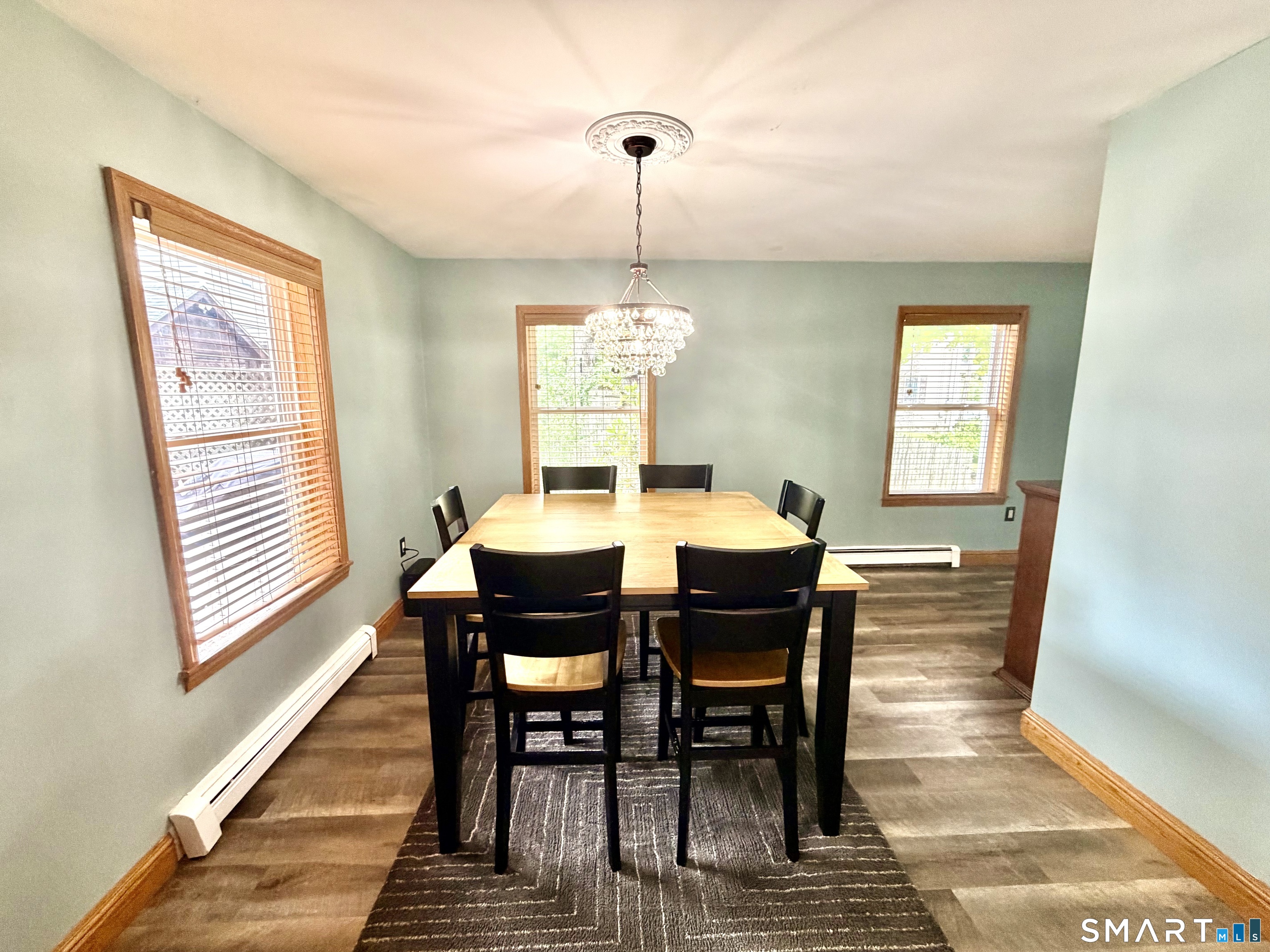 150 East Lake Street photo 5
