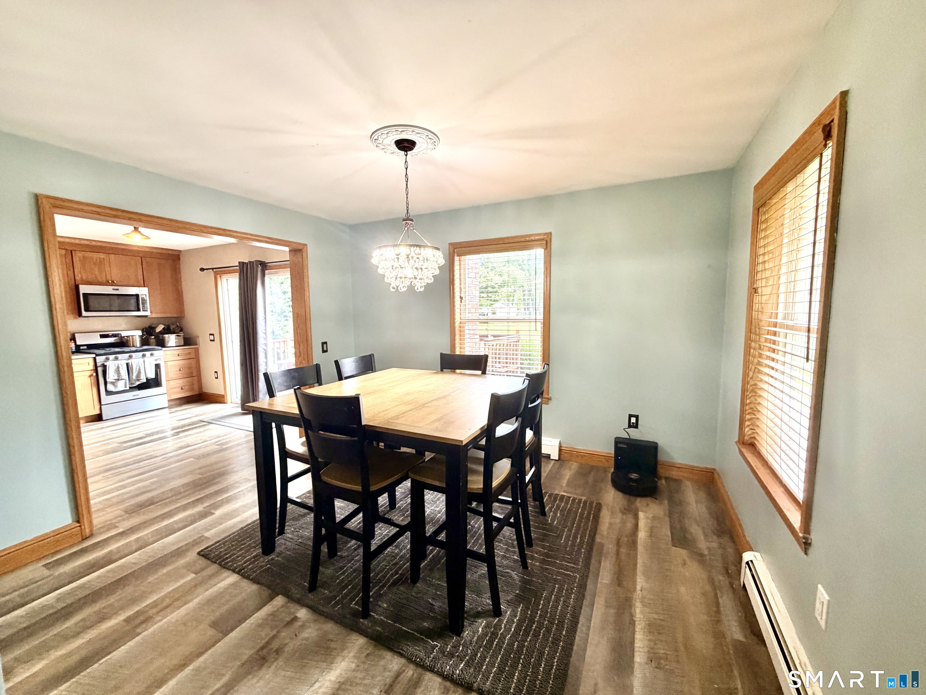 150 East Lake Street photo 6